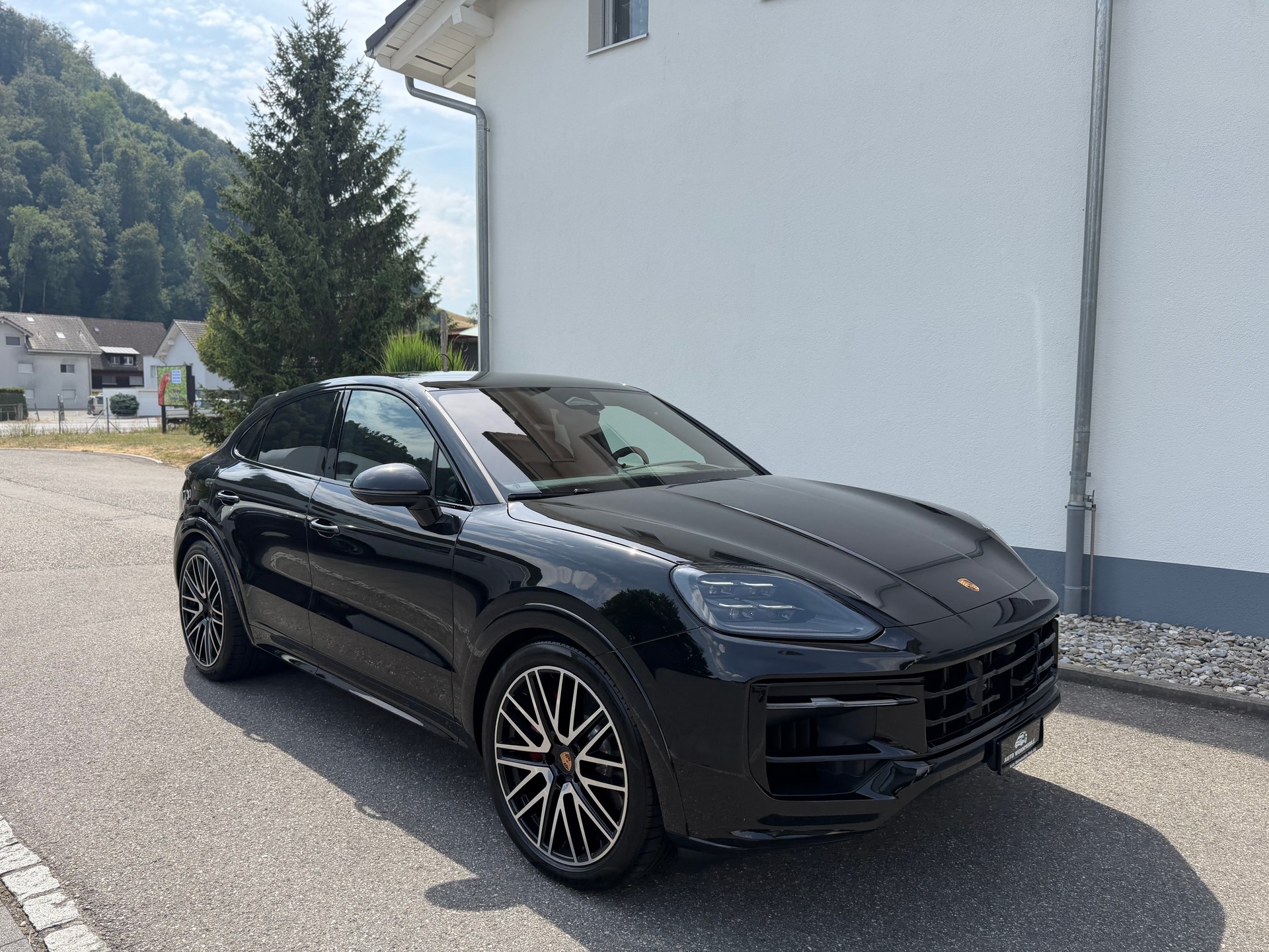 PORSCHE Cayenne Coupé GTS Tiptronic-showroom-element-2