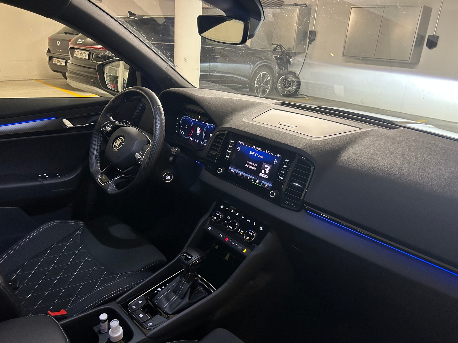SKODA 1.5 TSI SportLine DSG-image-4