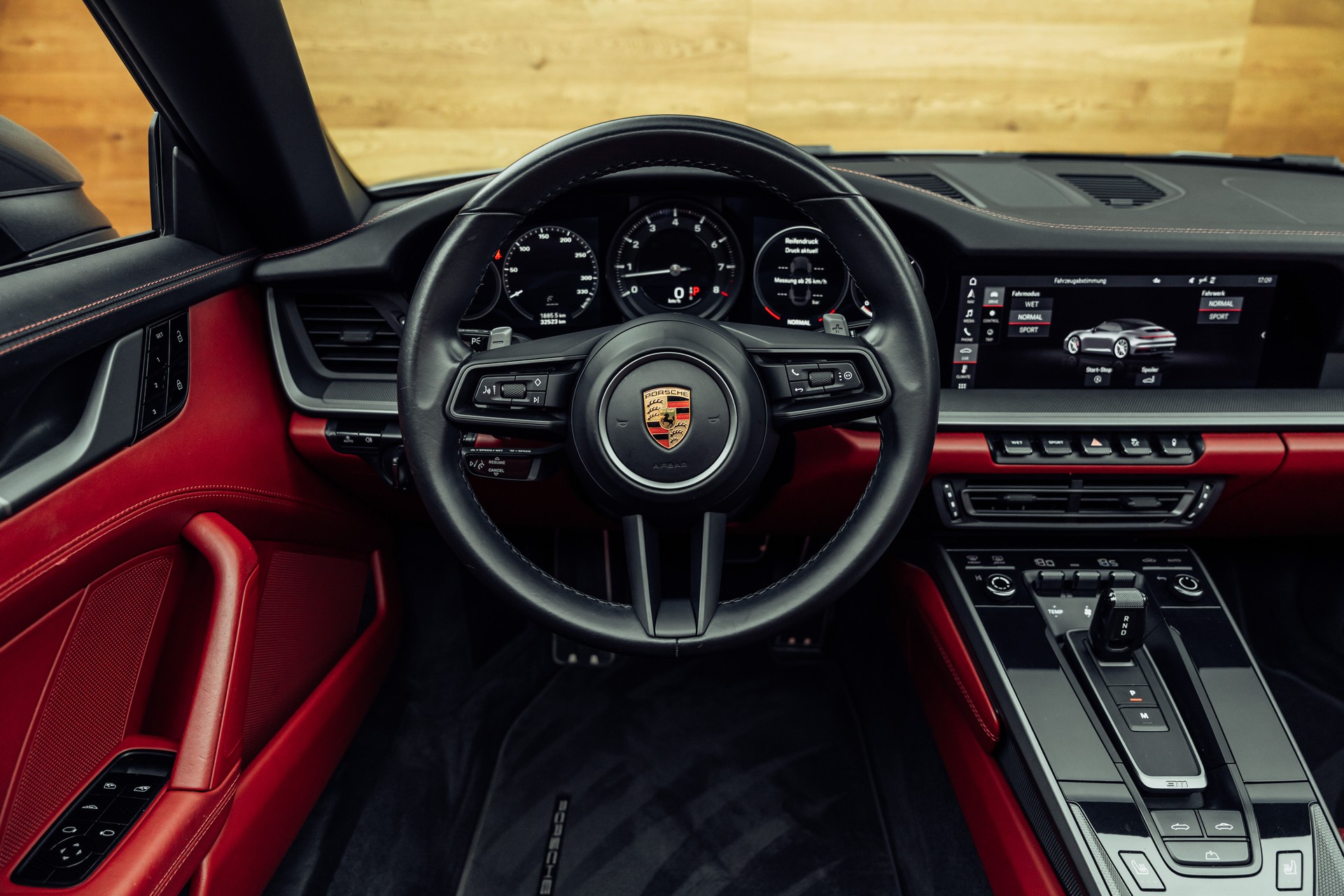 PORSCHE 911 Carrera 4 Cabriolet PDK-image-11