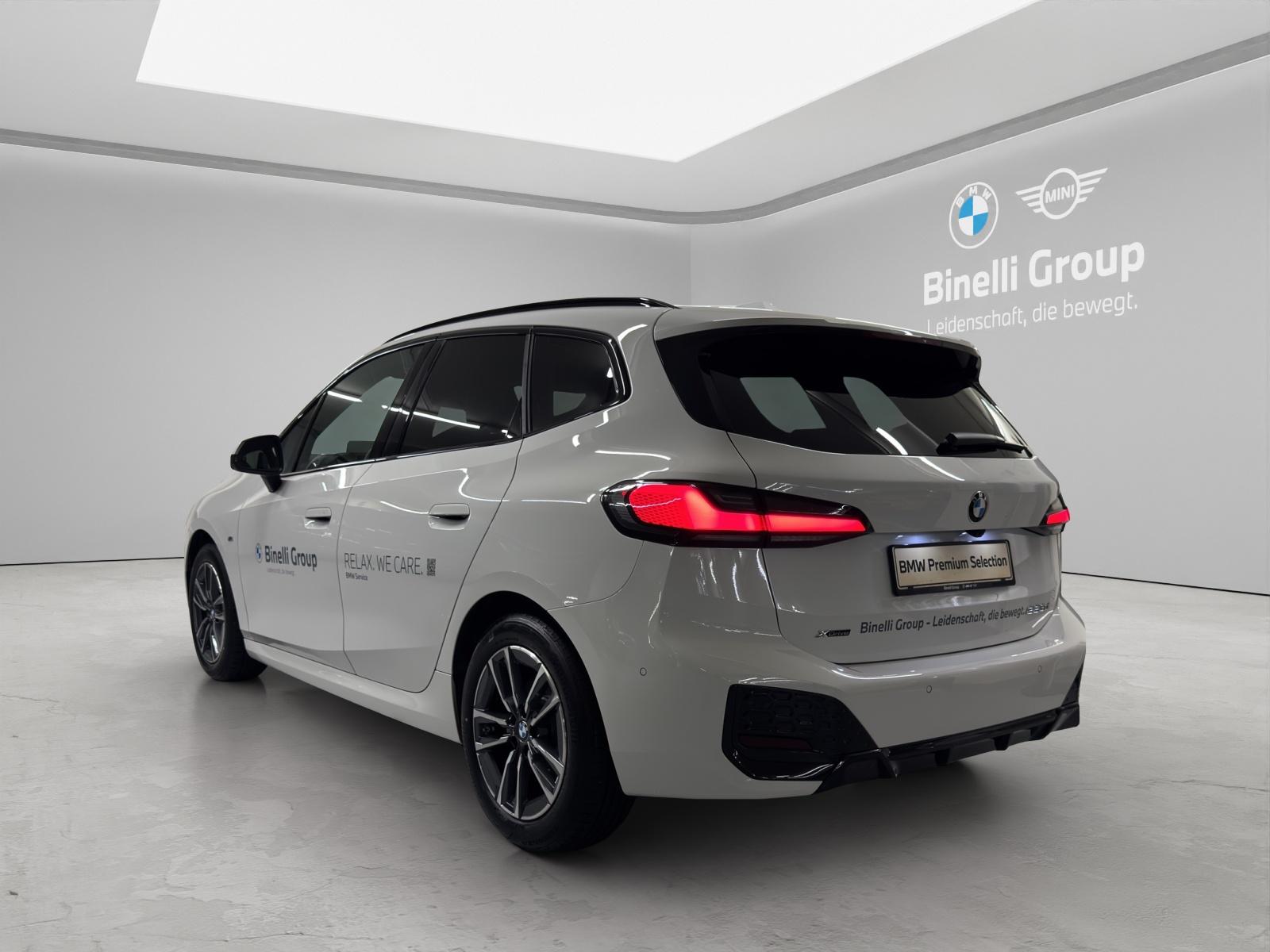 BMW 223d xDrive AT-showroom-element-2