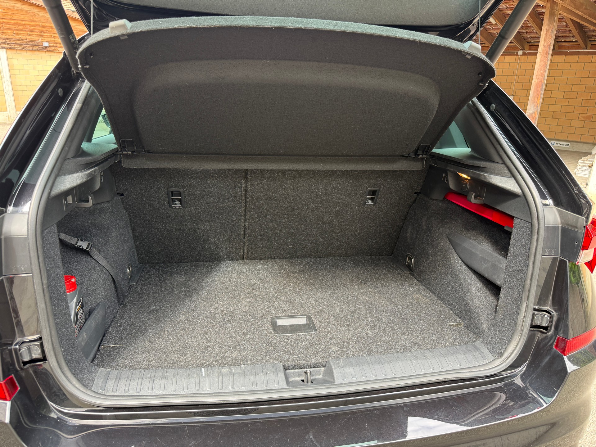 SKODA 1.5 TSI Monte Carlo DSG-image-8