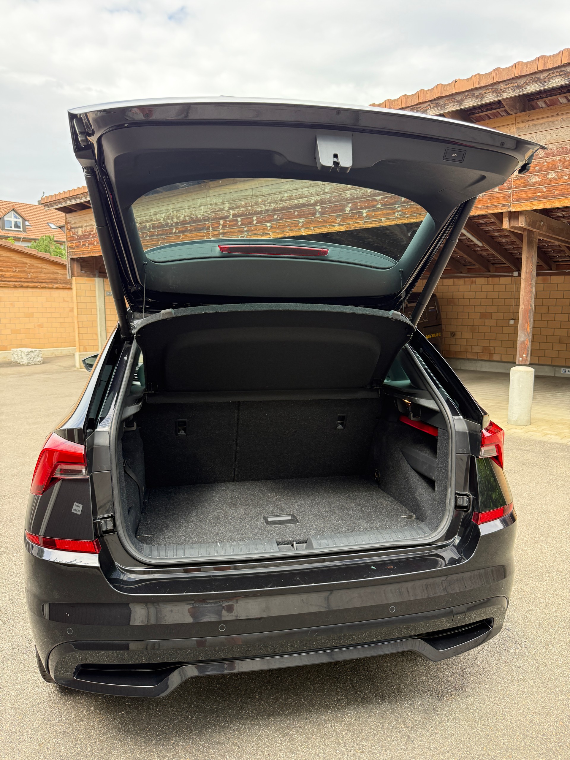 SKODA 1.5 TSI Monte Carlo DSG-image-6