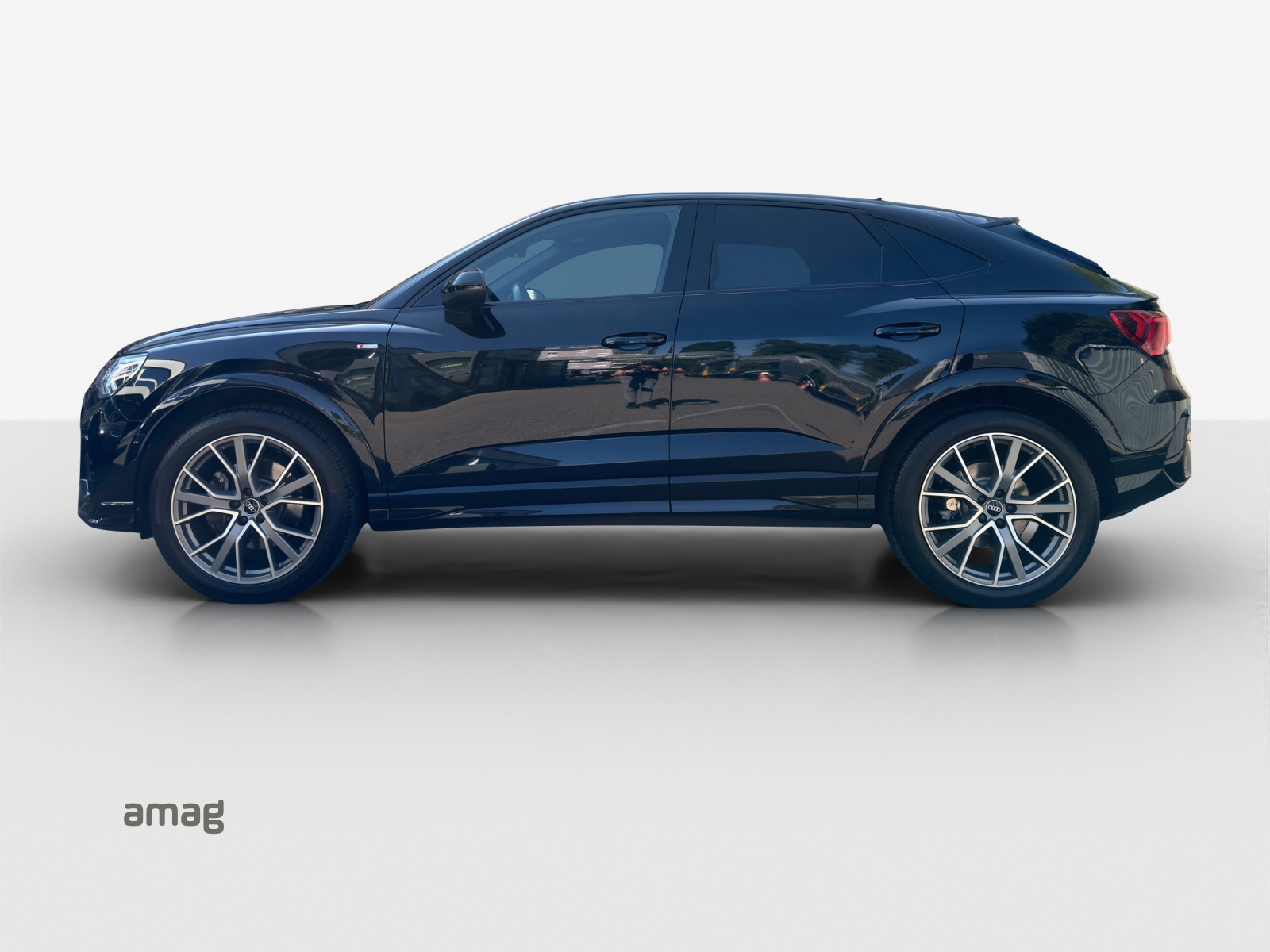 AUDI Q3 Sportback 40 TDI S line Attraction quattro S-tronic-showroom-element-1