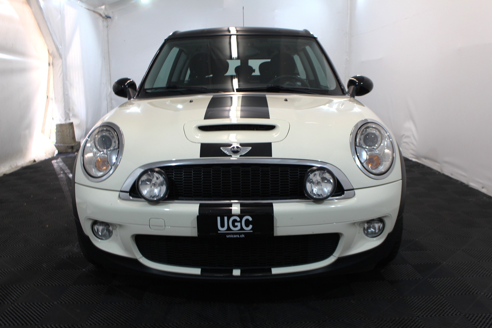 MINI Clubman R55 1.6i Cooper S-showroom-element-1