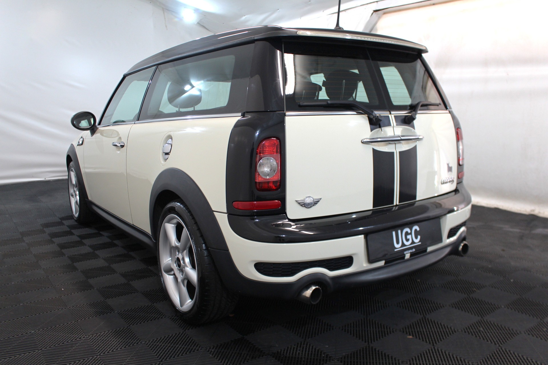 MINI Clubman R55 1.6i Cooper S-showroom-element-3