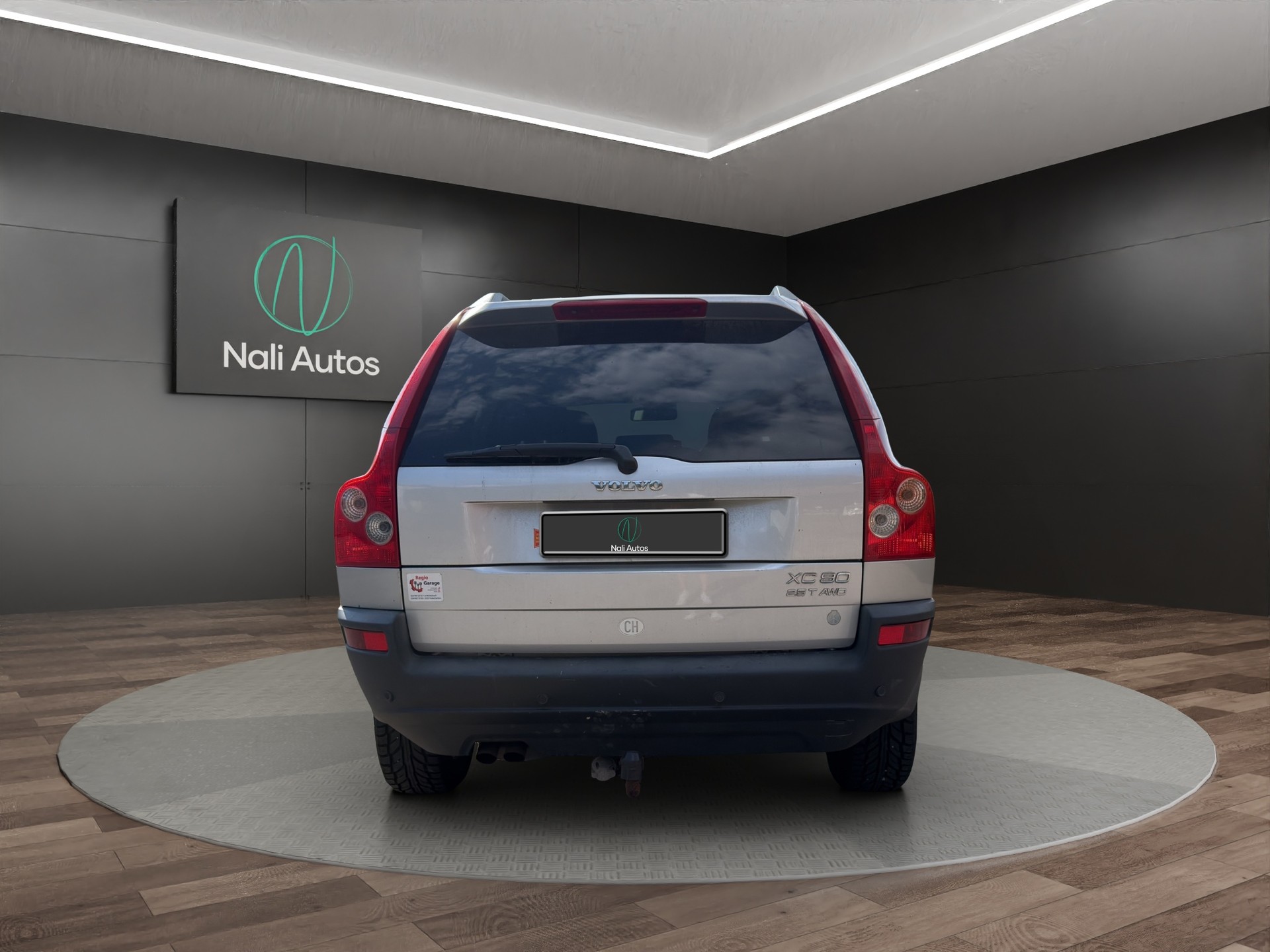 VOLVO XC90 2.5T AWD Geartronic-showroom-element-2