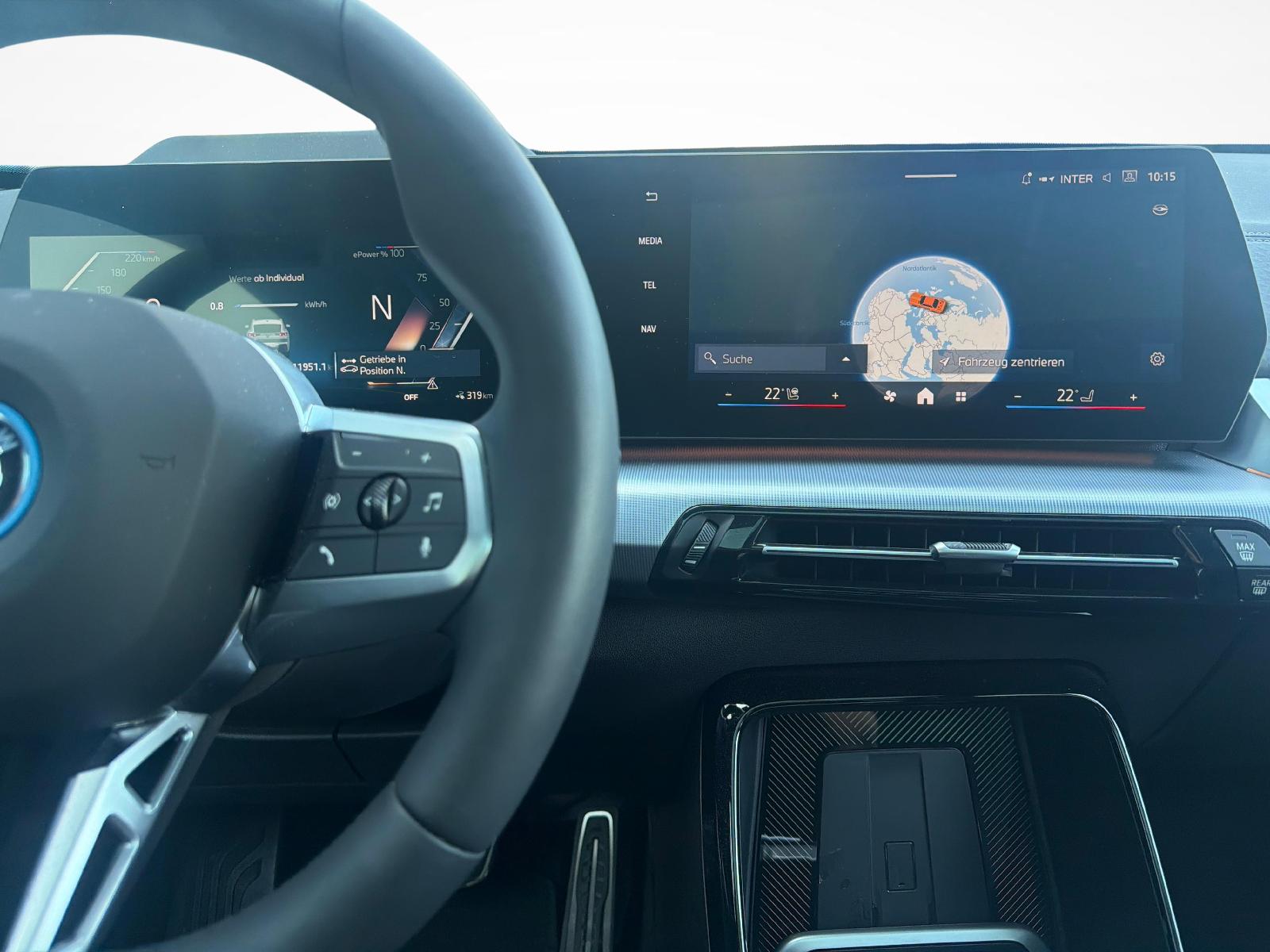 BMW iX2 30 xDrive30-image-15