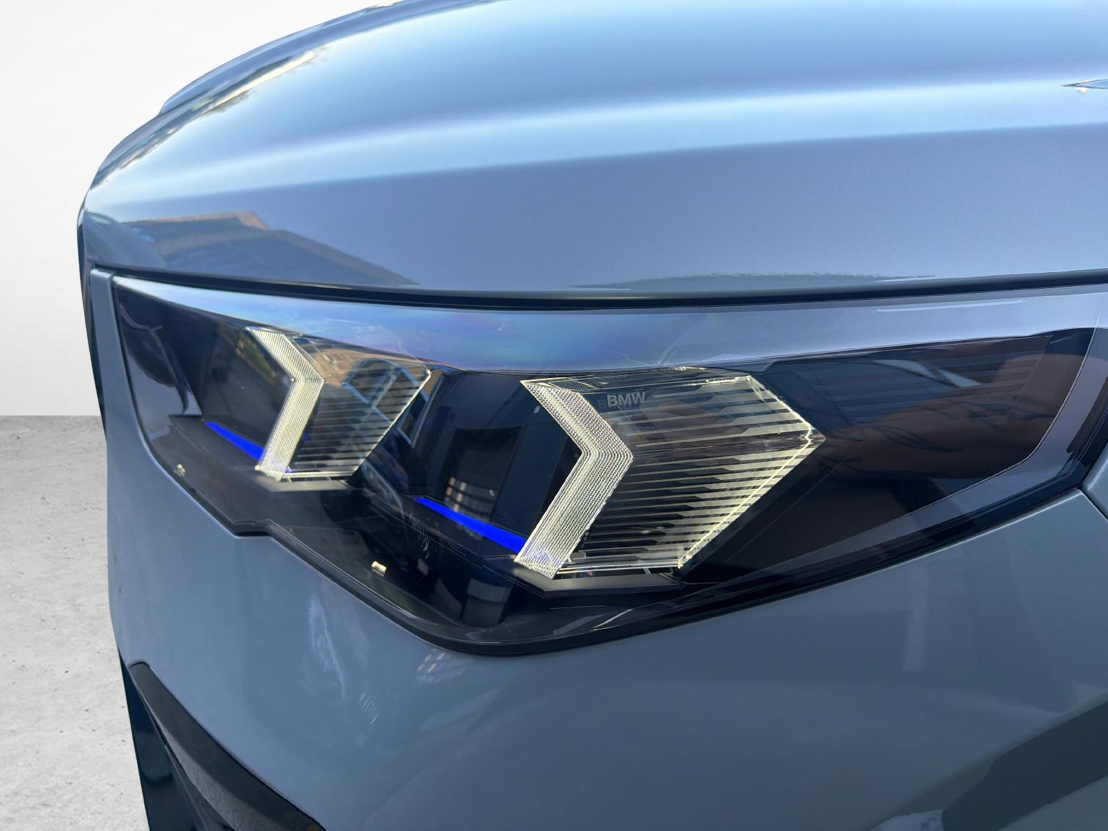 BMW iX2 30 xDrive30-image-20