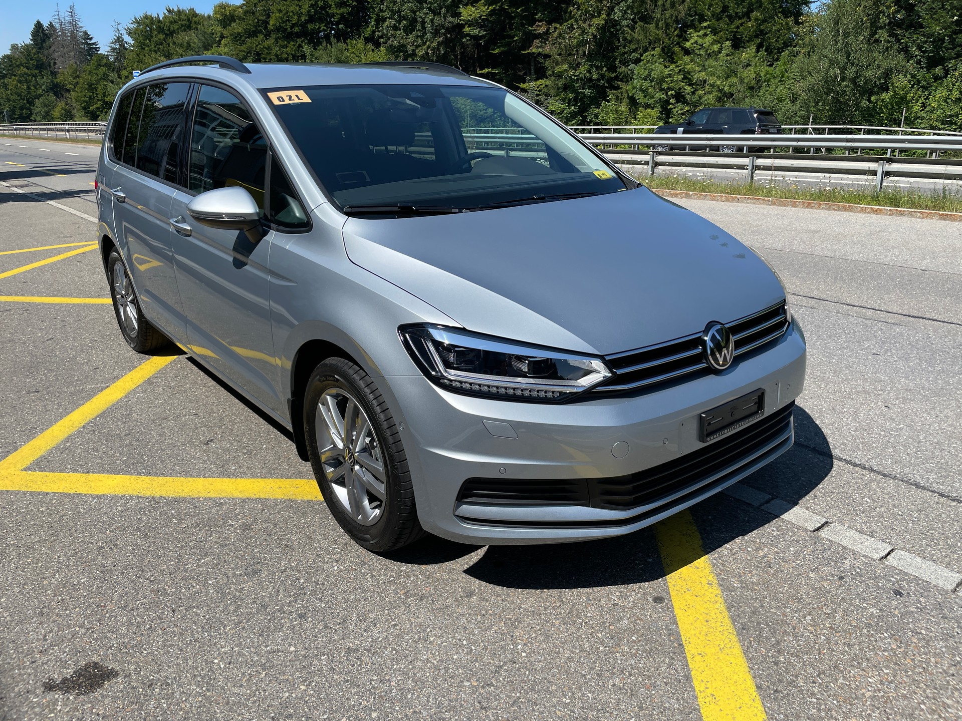 VW Touran 1.5 TSI EVO Comfortline DSG - 7 Sitzer, AHK-showroom-element-2