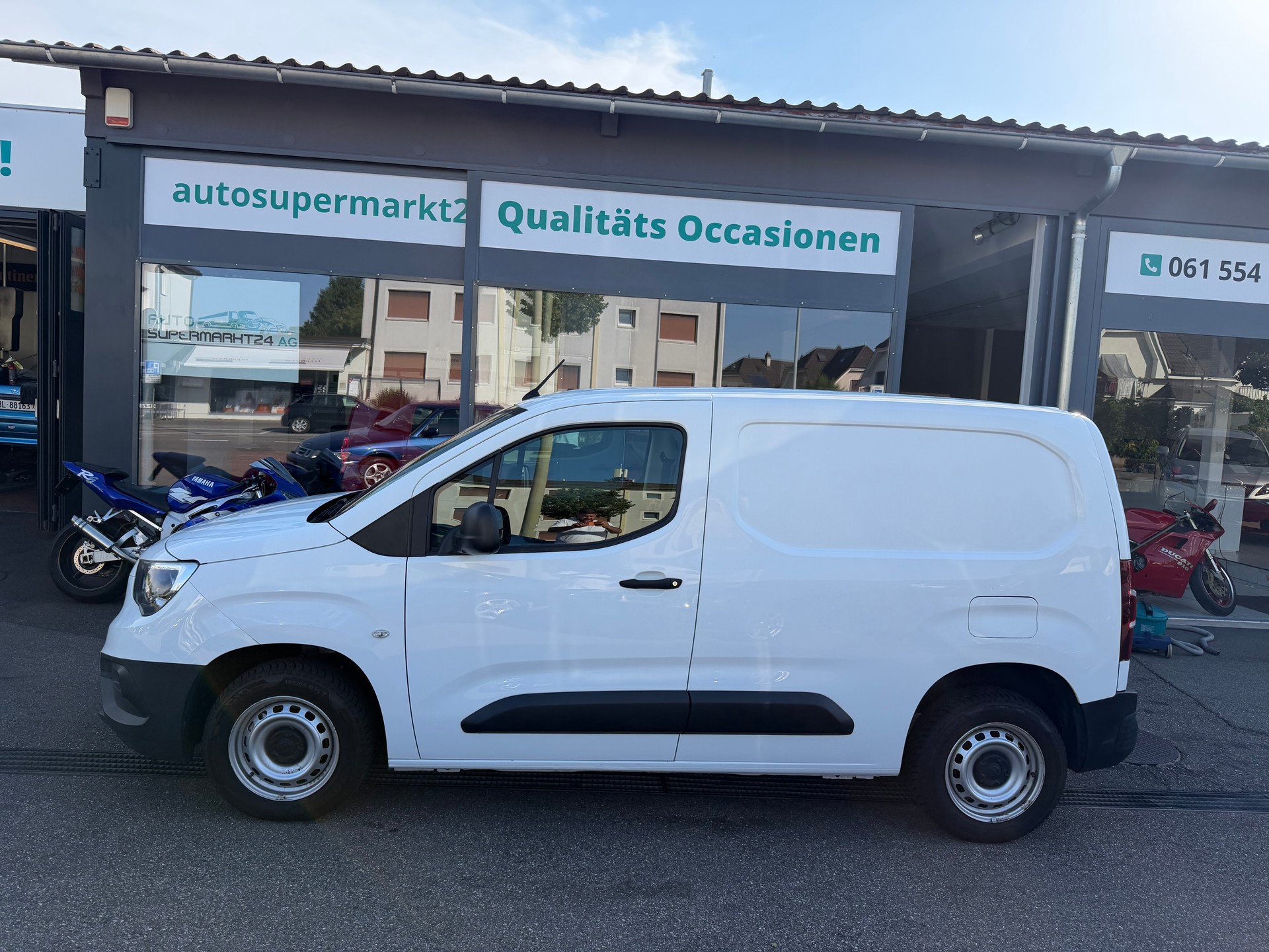 OPEL Combo 1.2 Cargo Basic start/stop-showroom-element-1