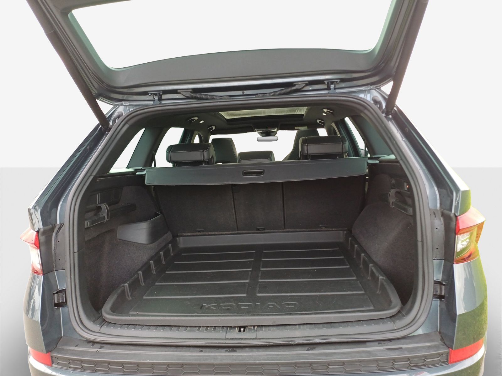SKODA Kodiaq 2.0 TSI 4x4 SportLine-image-12