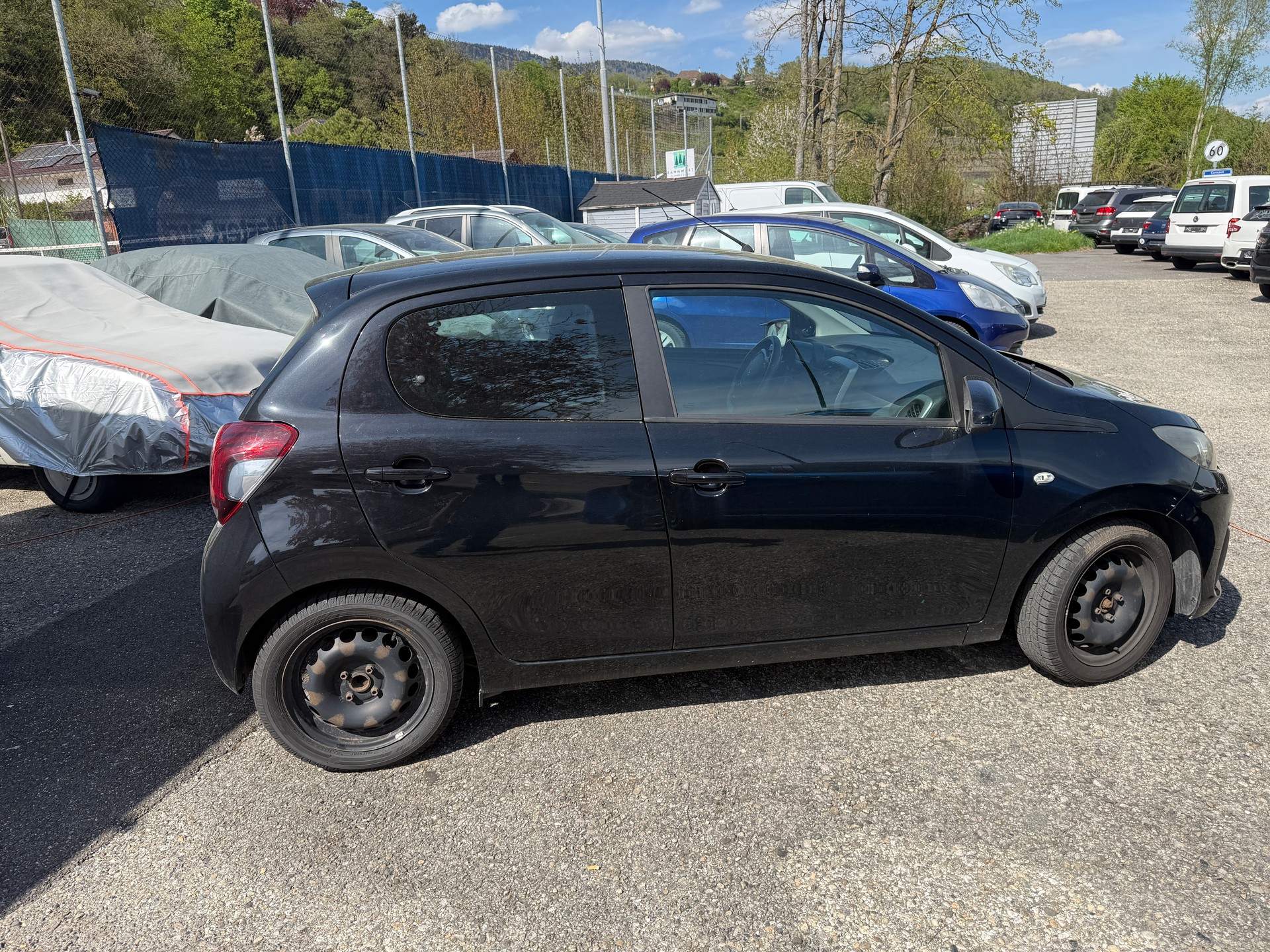 PEUGEOT 108 1.2 VTi Feline-image-2