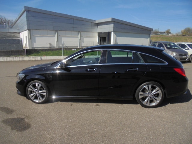 MERCEDES-BENZ CLA Shooting Brake 200 CDI Urban-image-2