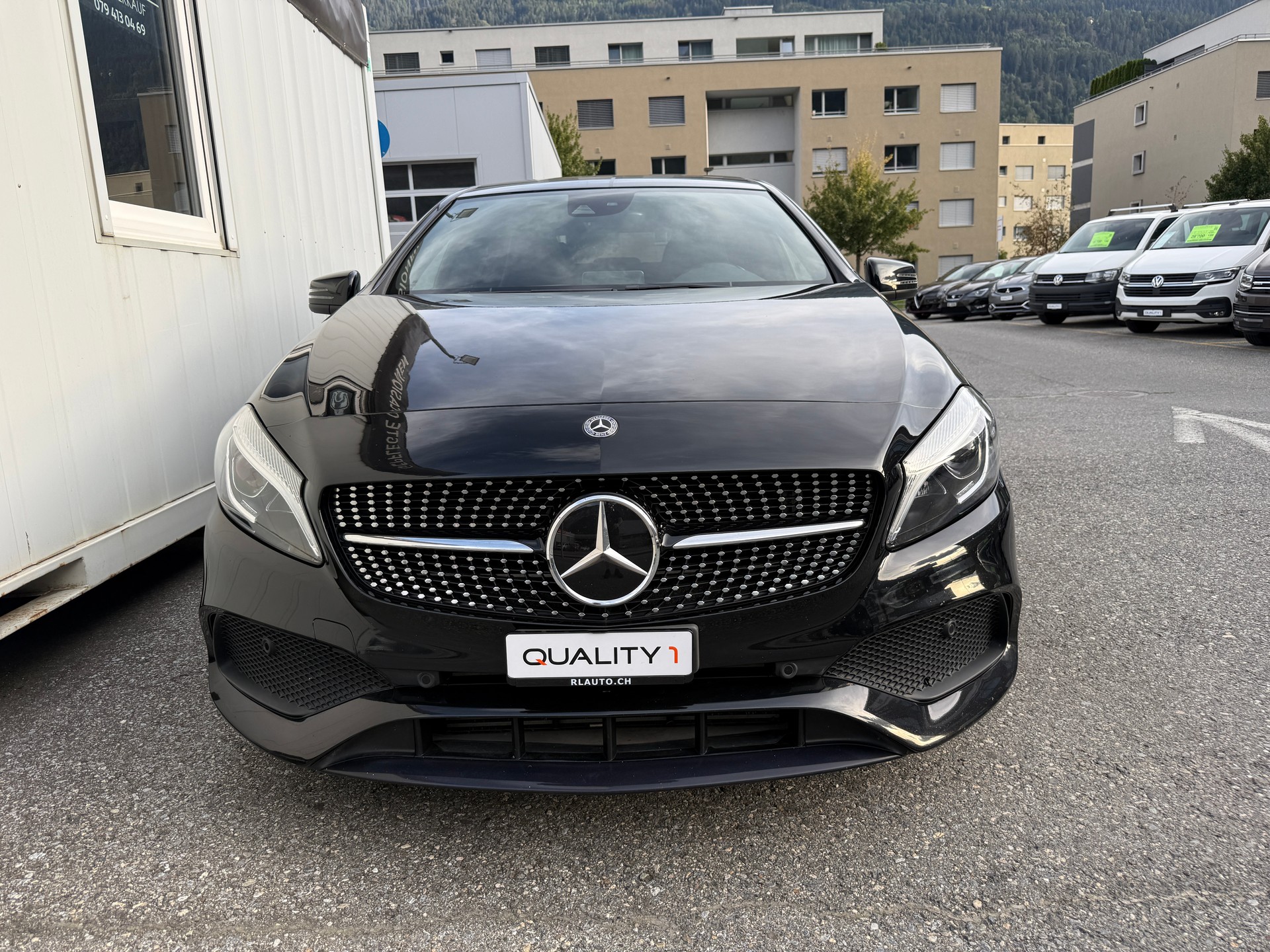 MERCEDES-BENZ A 250 AMG Line 4Matic 7G-DCT *PANORAMA*LED*NIGHT PACK*-image-8