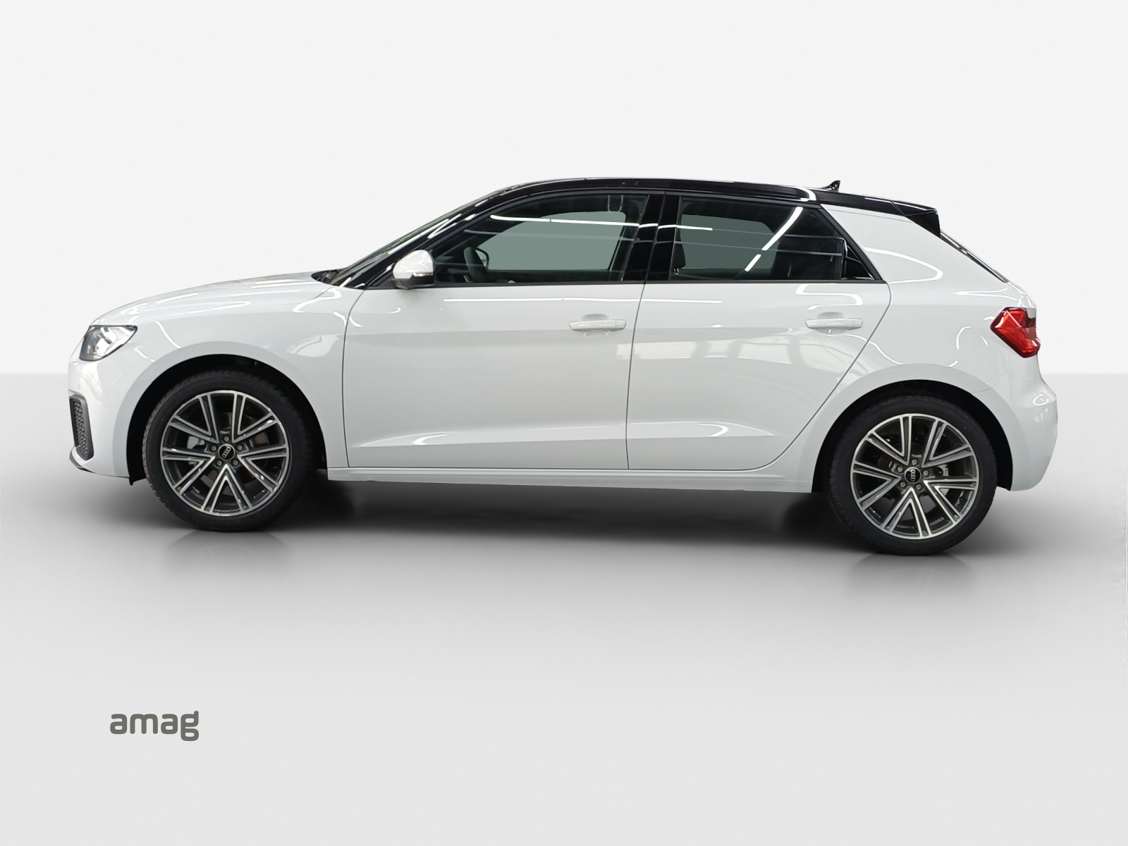 AUDI A1 Sportback 30 TFSI Attraction S-tronic-showroom-element-1