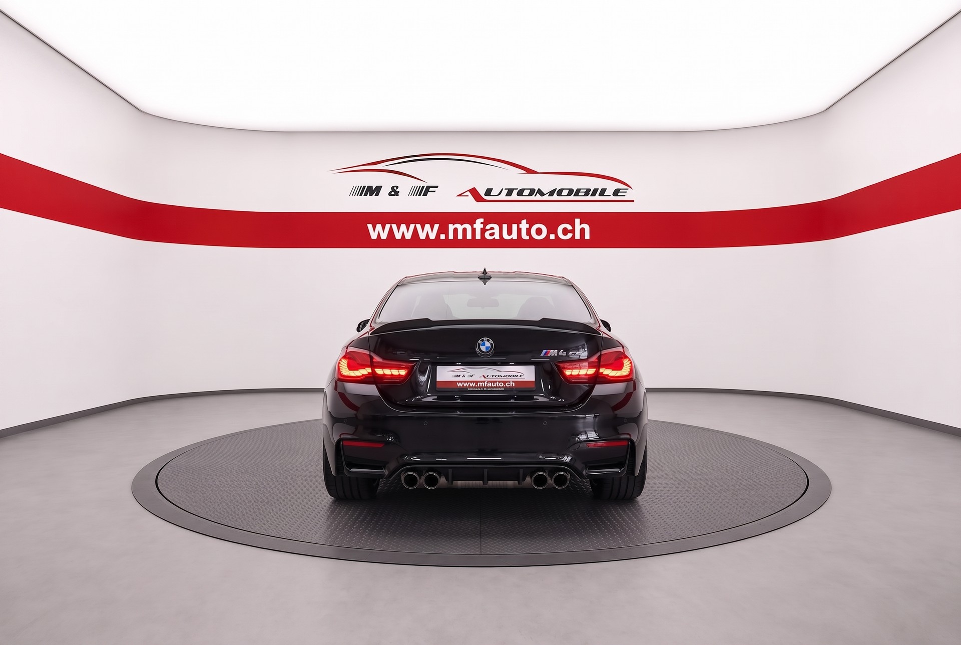 BMW M4 CS Coupé-showroom-element-3