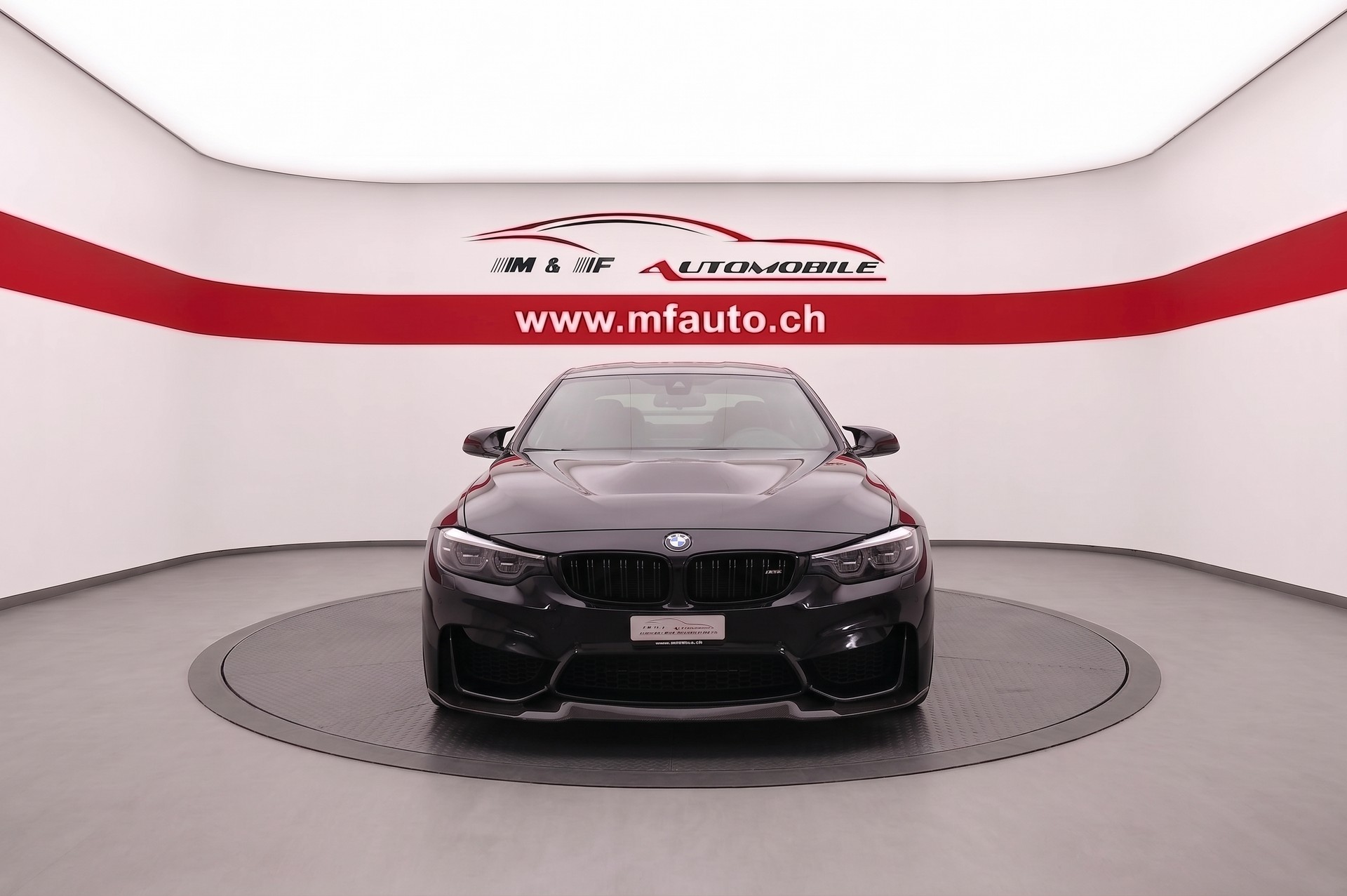 BMW M4 CS Coupé-showroom-element-1