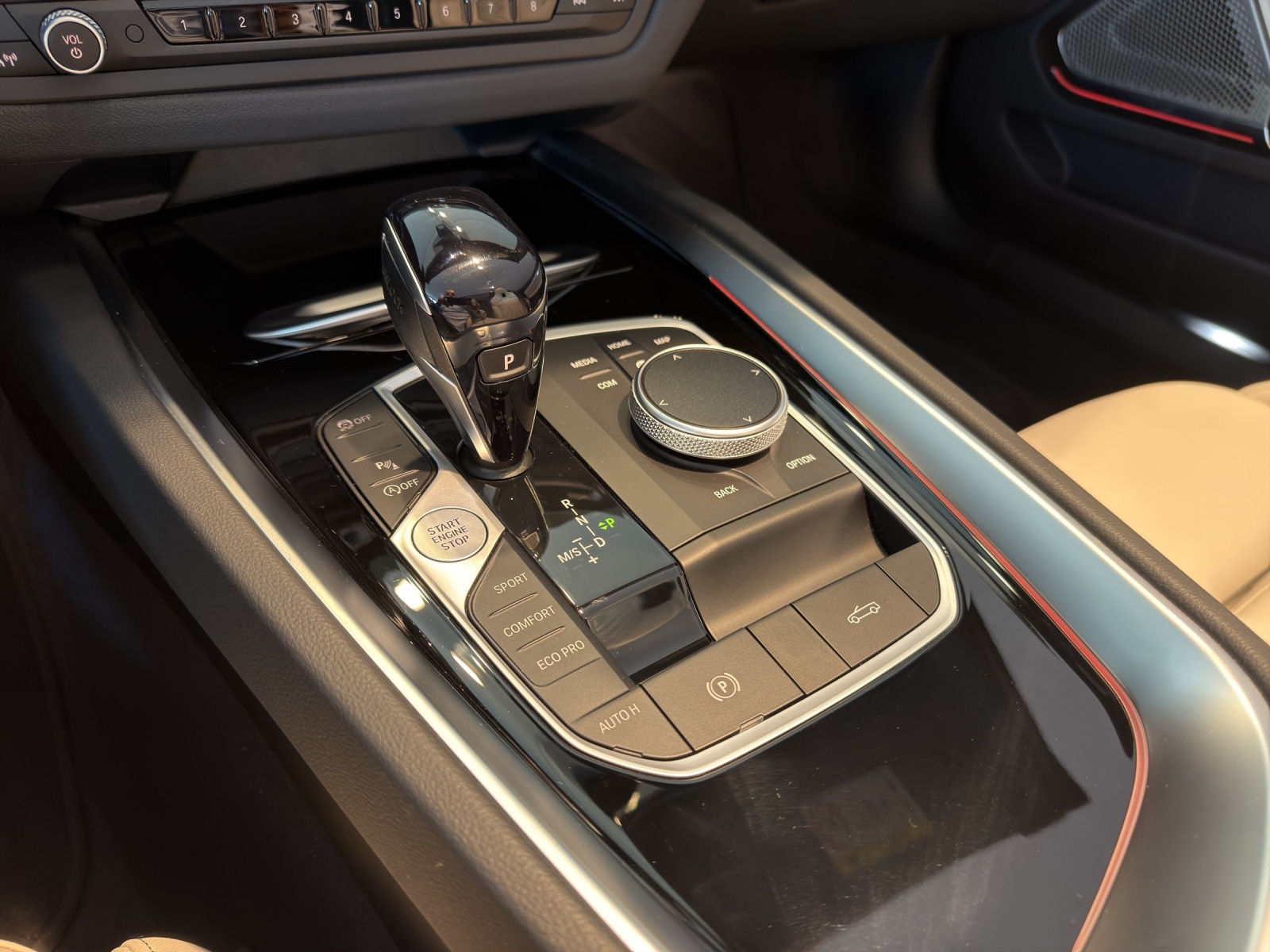 BMW Z4 20i sDrive / CH-Fahrzeug mit Gratis Service-image-16