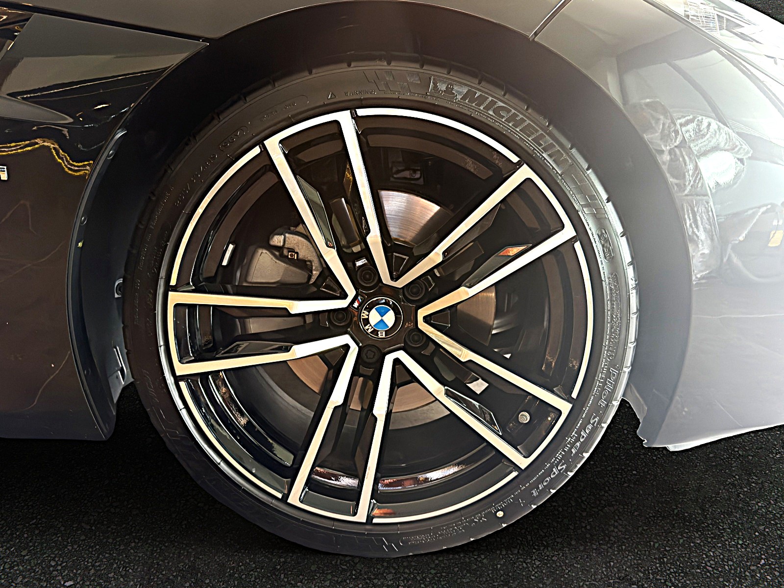 BMW Z4 20i sDrive / CH-Fahrzeug mit Gratis Service-image-8