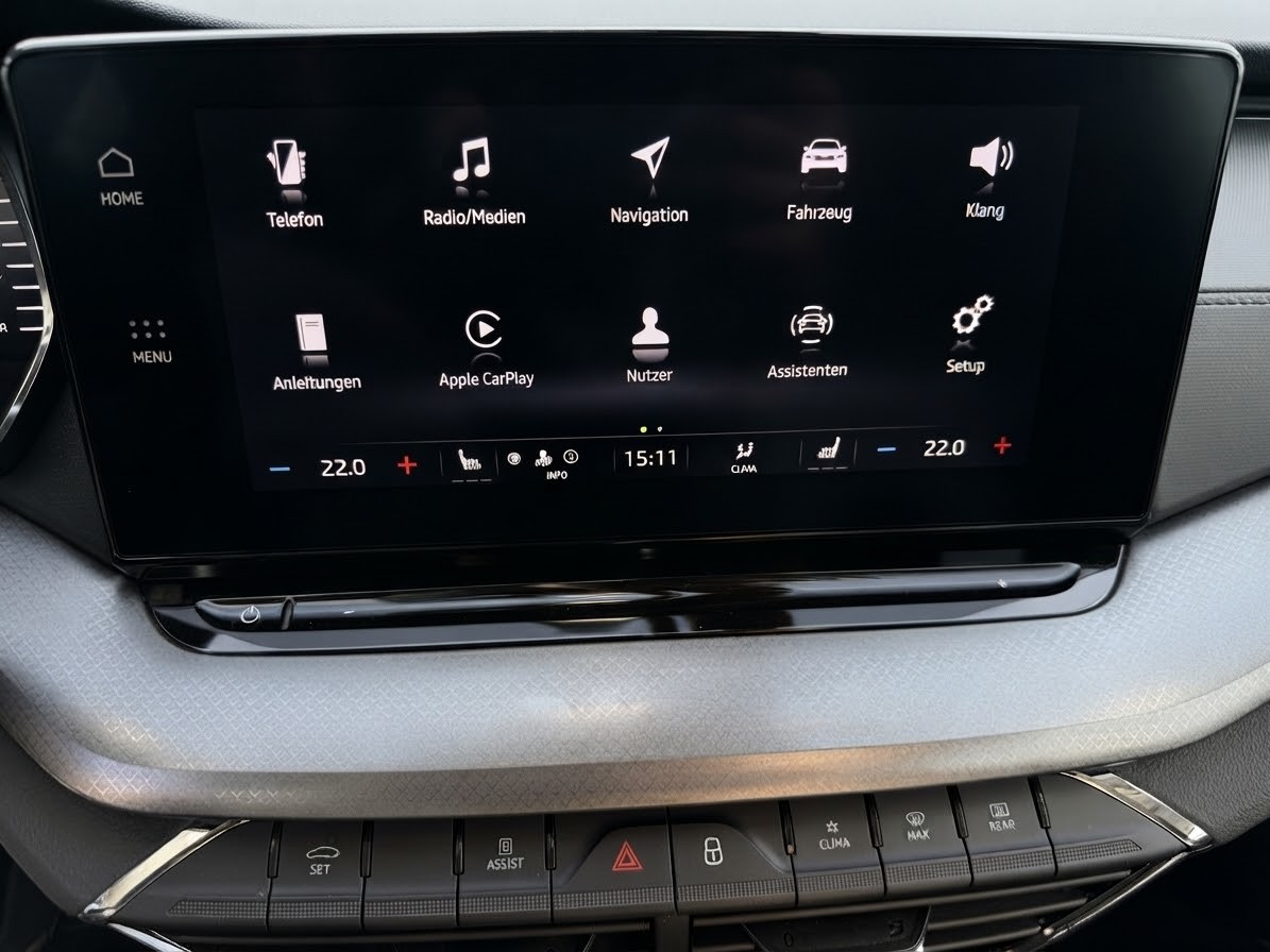 SKODA Octavia Combi 2.0 TDI DSG Ambition *RESWRVIERT*-image-31