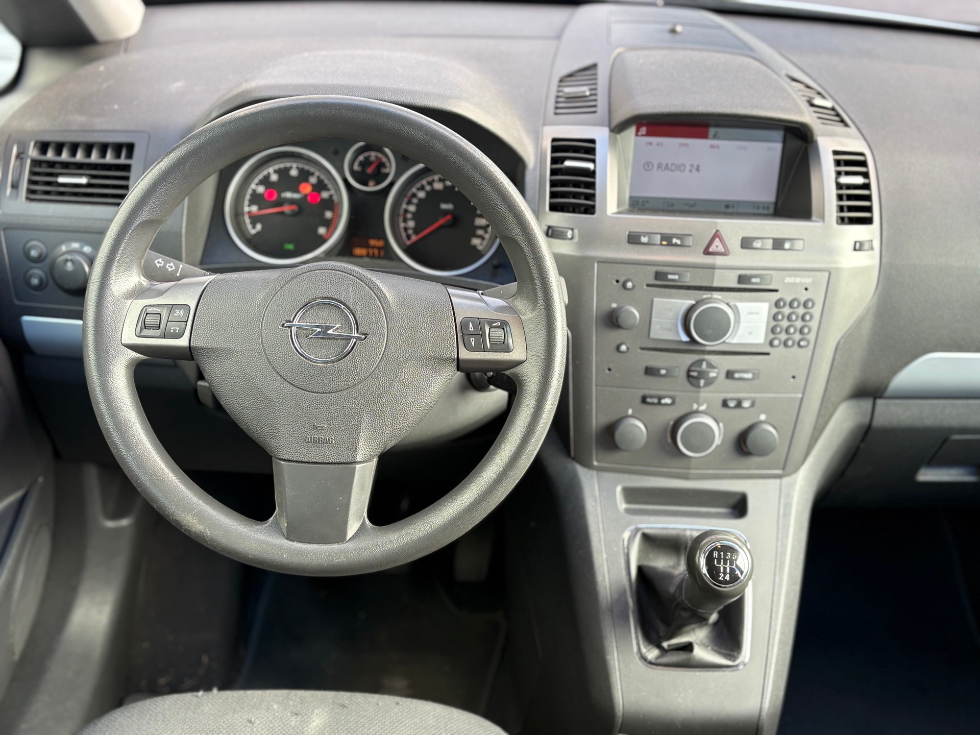 OPEL Zafira 1.6i 16V CNG-image-10