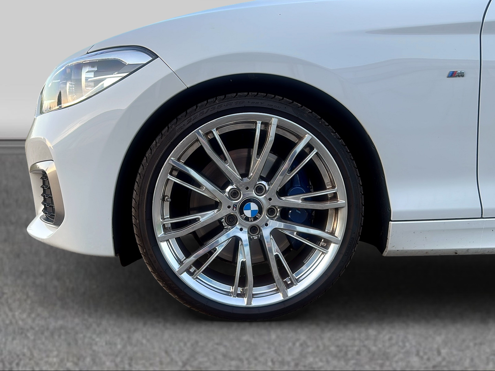BMW M135i xDrive M Sport Steptronic-showroom-element-2