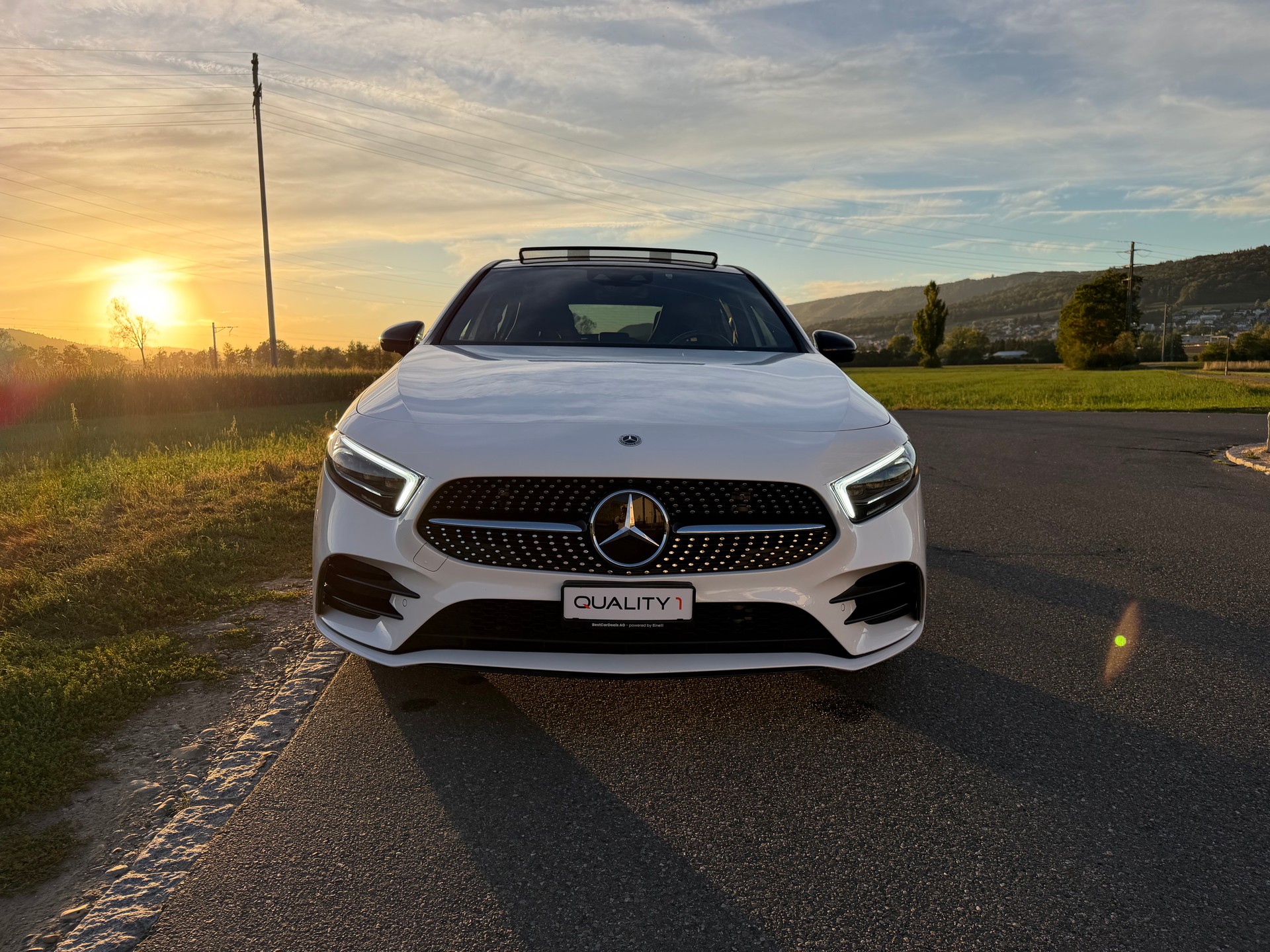 MERCEDES-BENZ A 180*** AMG Line***7G-DCT-showroom-element-2