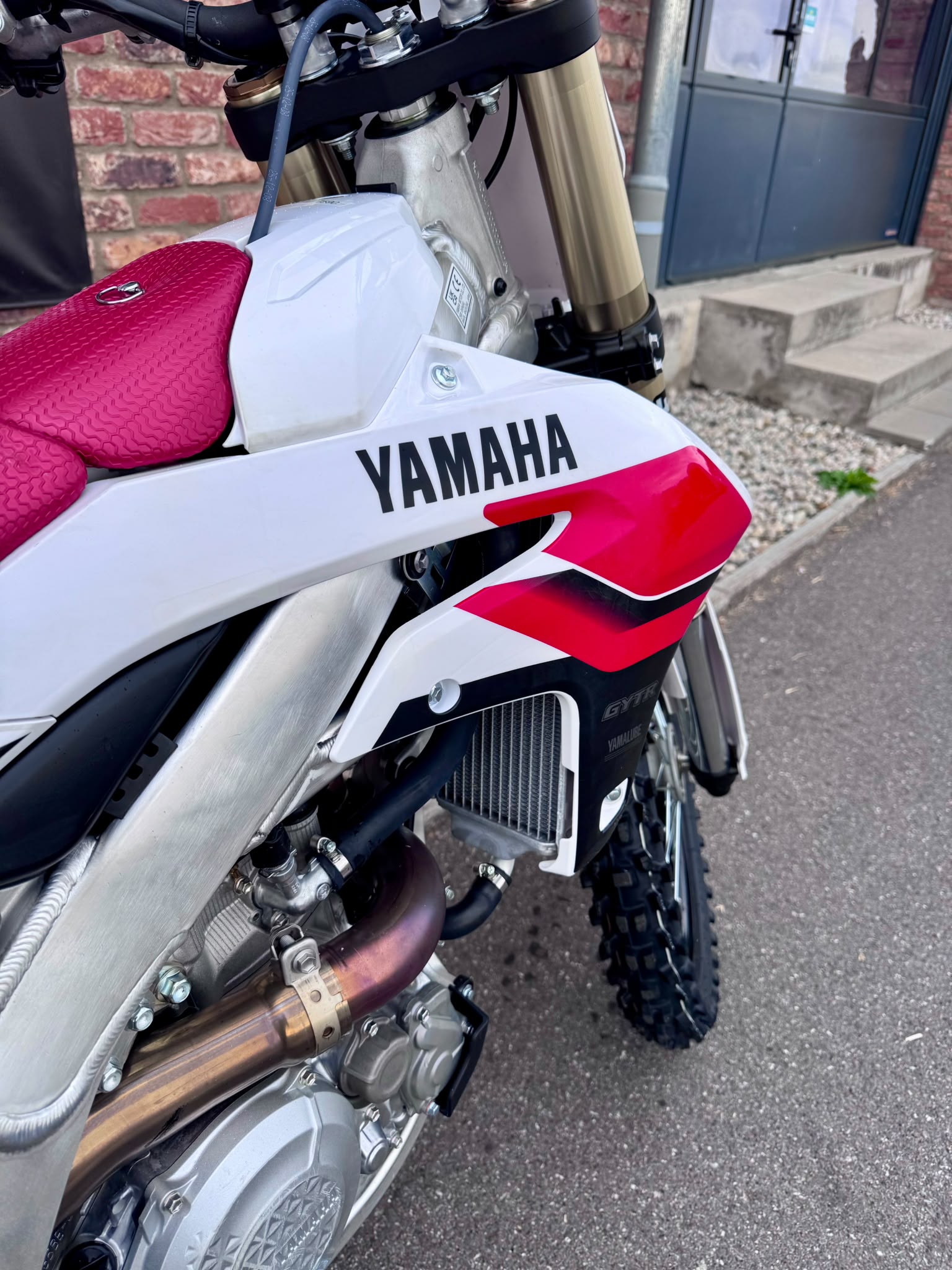 YAMAHA YZ450F 70th Anniversary Edition-image-7