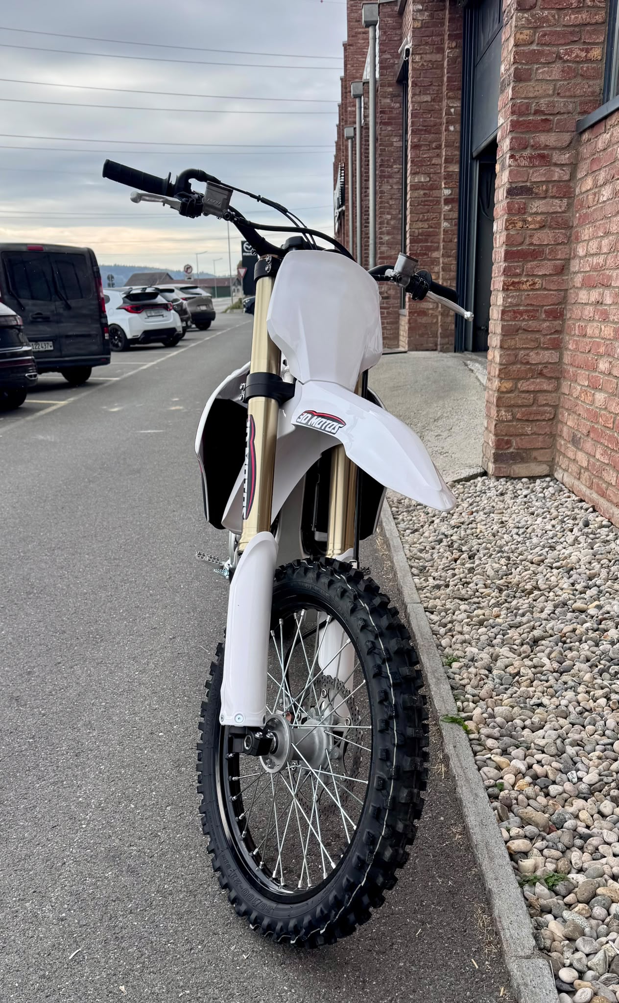 YAMAHA YZ450F 70th Anniversary Edition-image-6