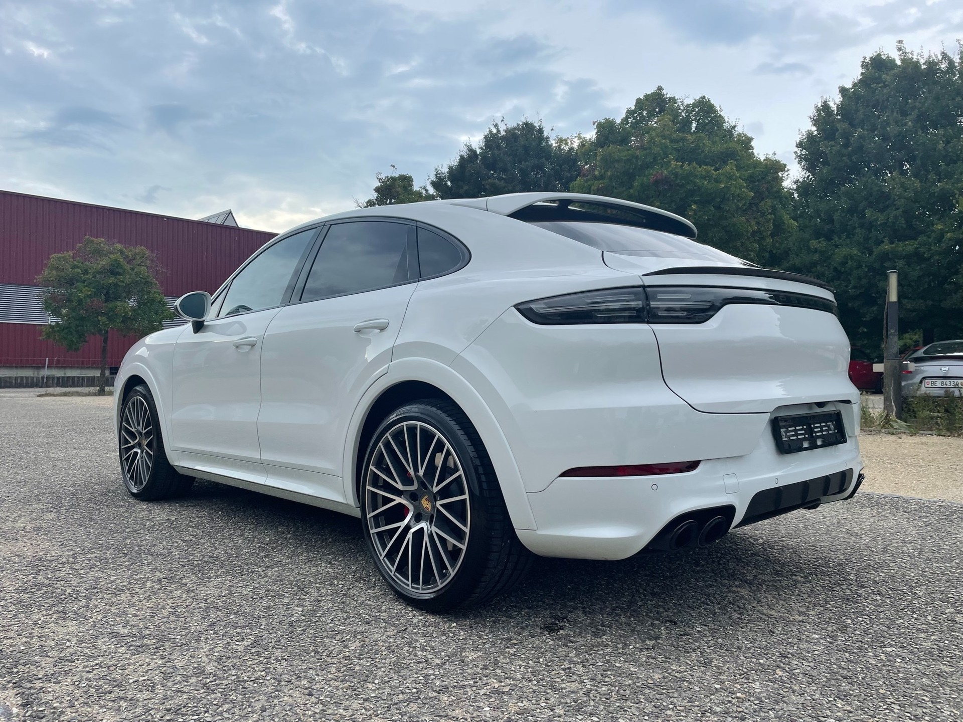 PORSCHE Cayenne GTS Coupé-image-3