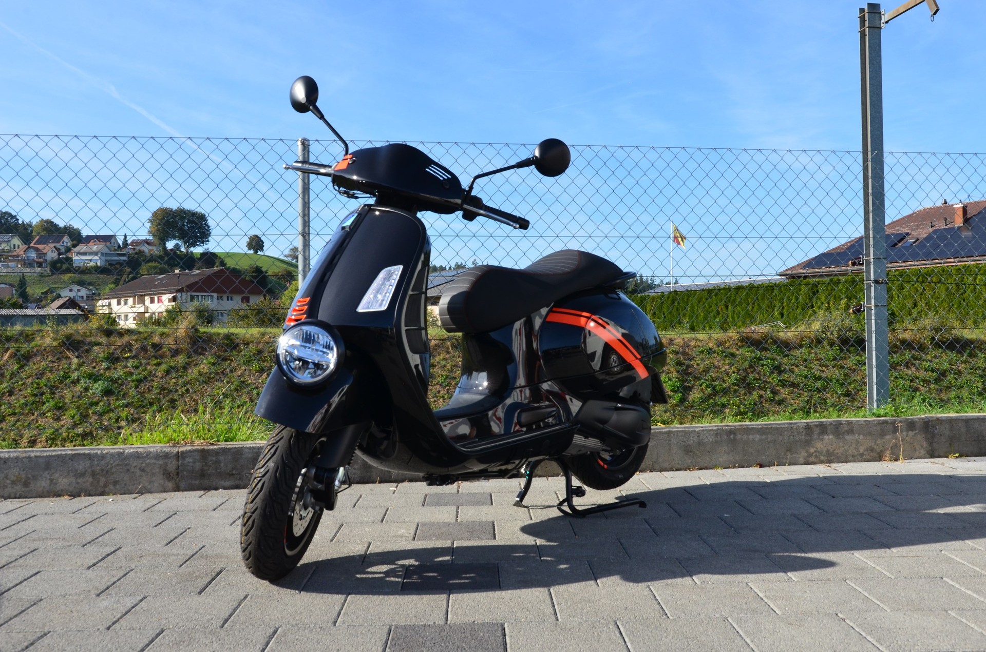 PIAGGIO Vespa GTV 300-image-1