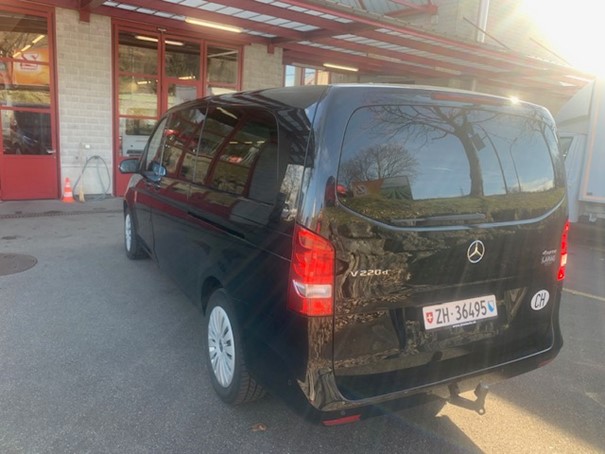 MERCEDES-BENZ V 220 d extralang 4Matic 7G-Tronic-showroom-element-3