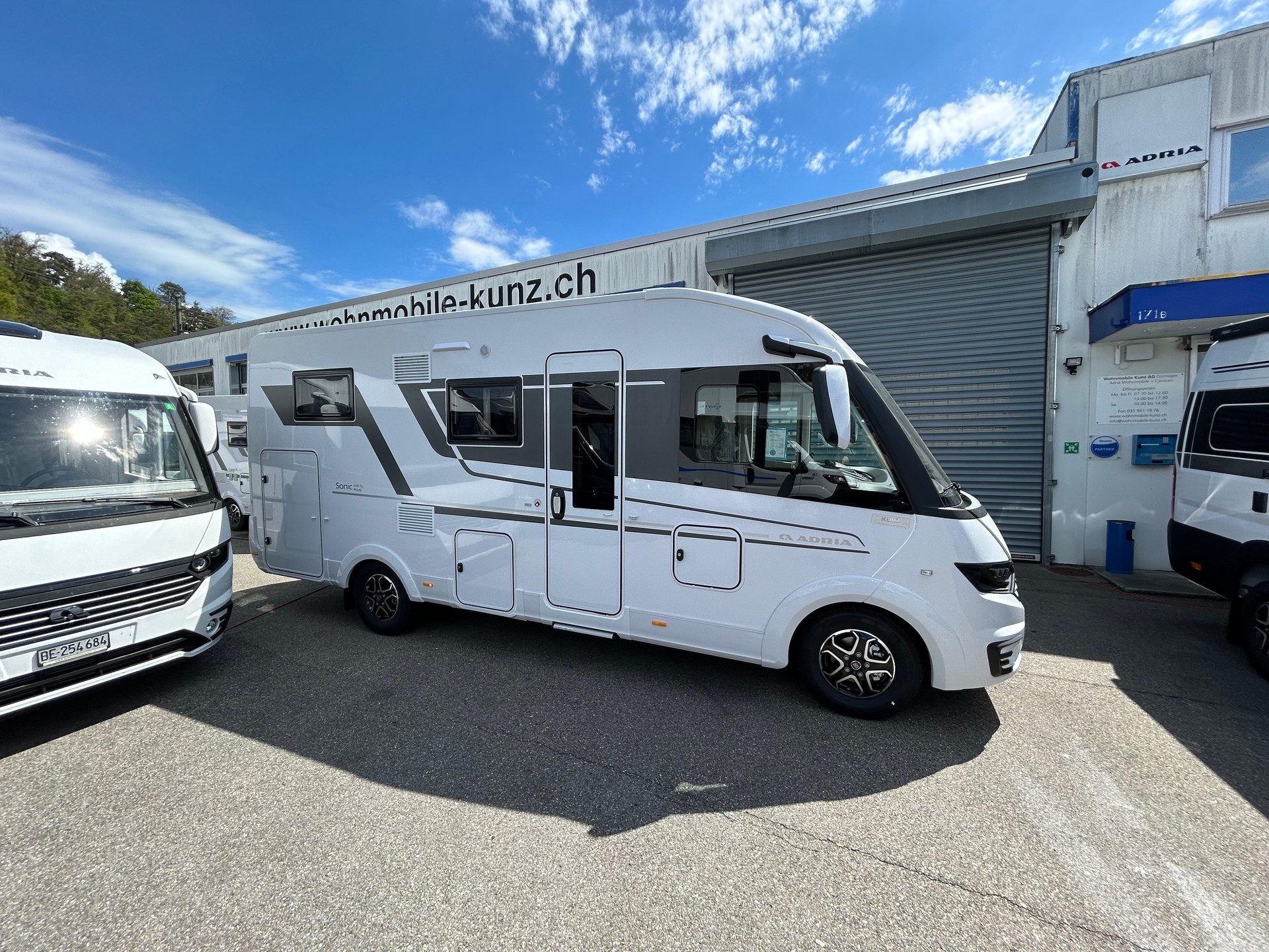 ADRIA Sonic Plus I 600 SL-showroom-element-2