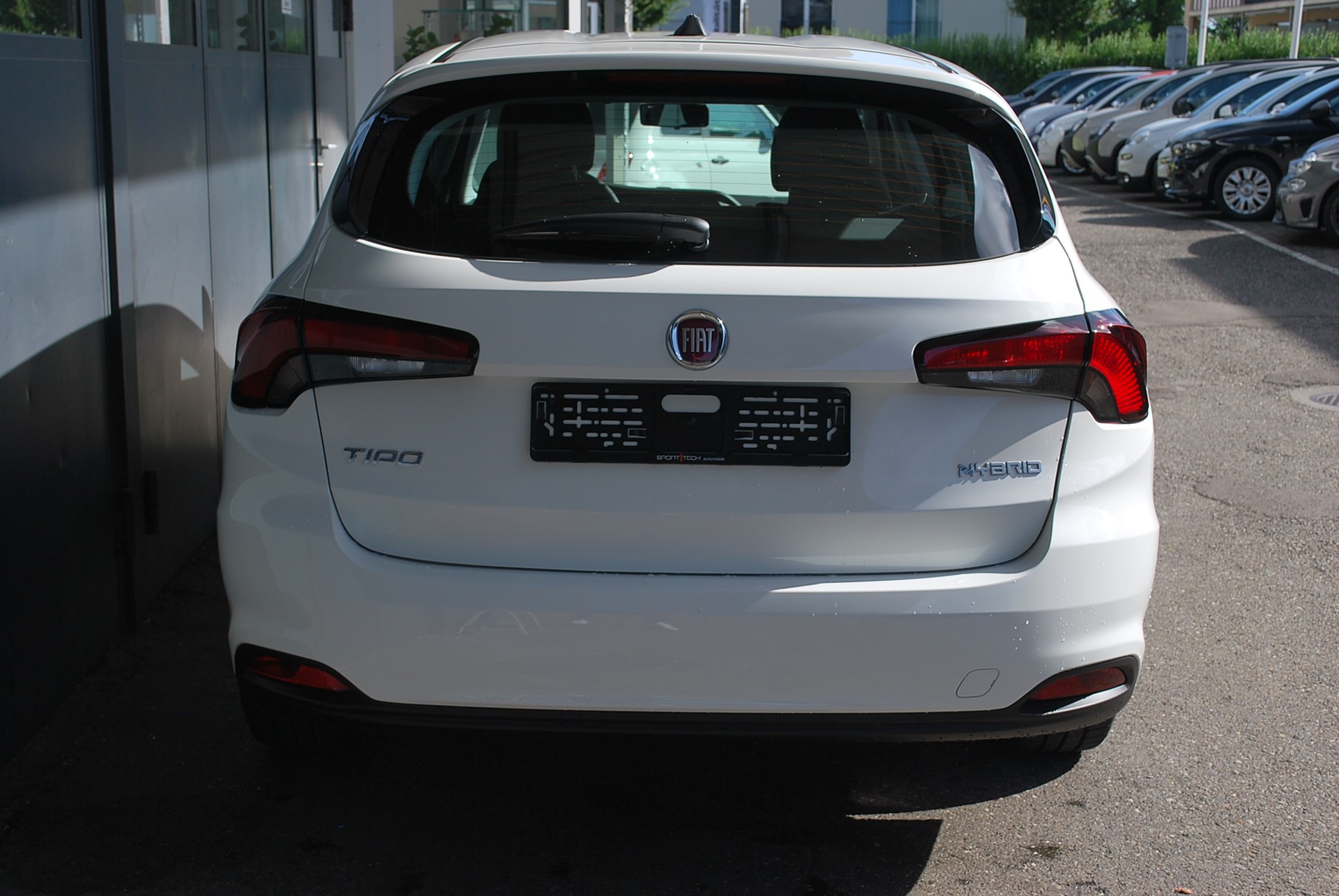 FIAT Tipo Hybrid 1.5 Cult-image-4
