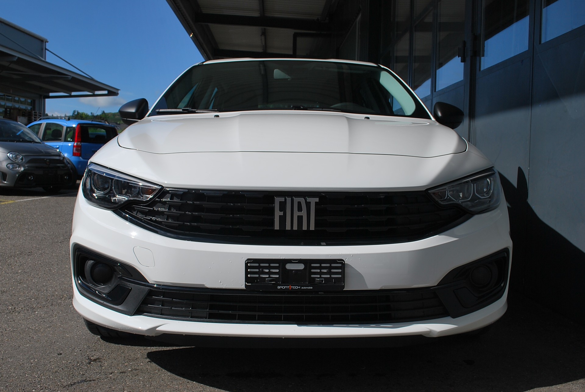 FIAT Tipo Hybrid 1.5 Cult-image-1