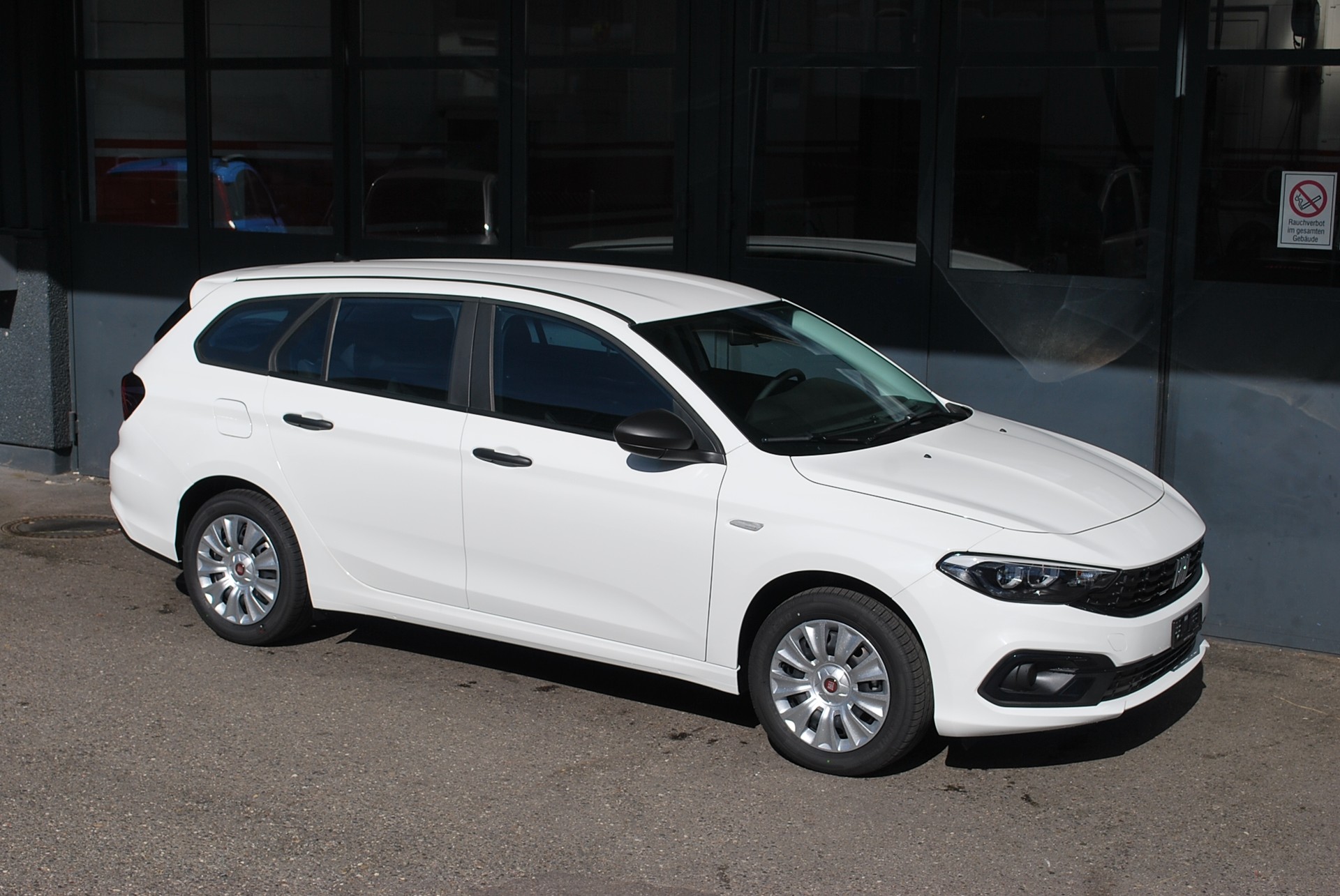 FIAT Tipo Hybrid 1.5 Cult-image-7