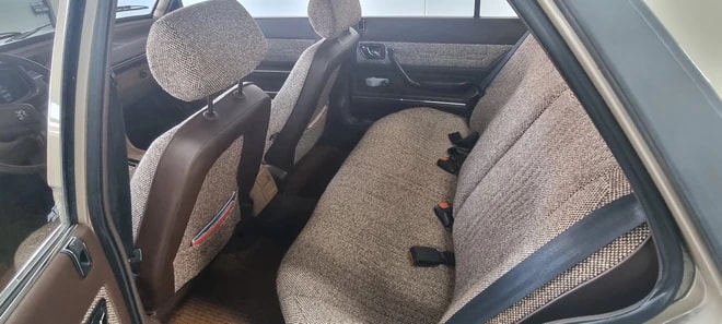 PEUGEOT 505 2.0 SR-image-4