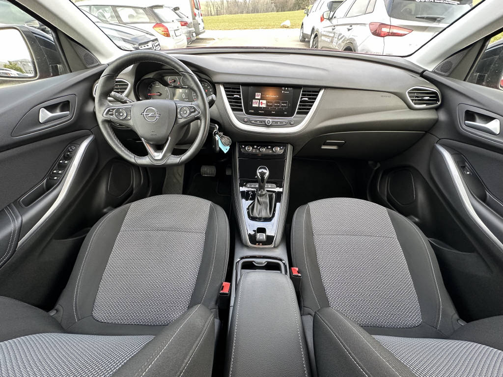 OPEL Grandland X 1.2 T Design Line-image-6