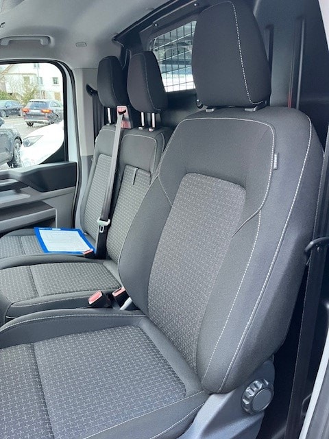 FORD Transit Custom Van 320 L1H1 82,5kWh Trend-image-9