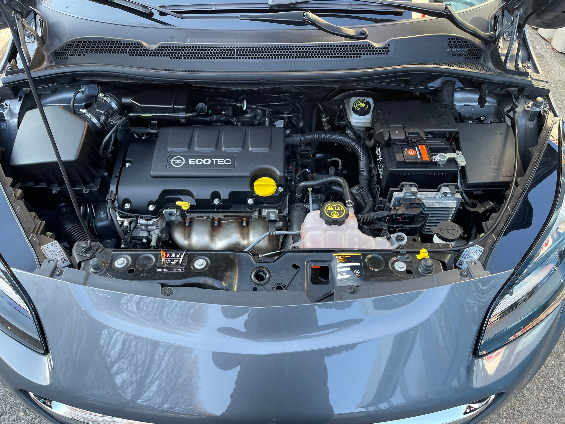 OPEL Corsa 1.4 TP Color Edition Automatic-image-12