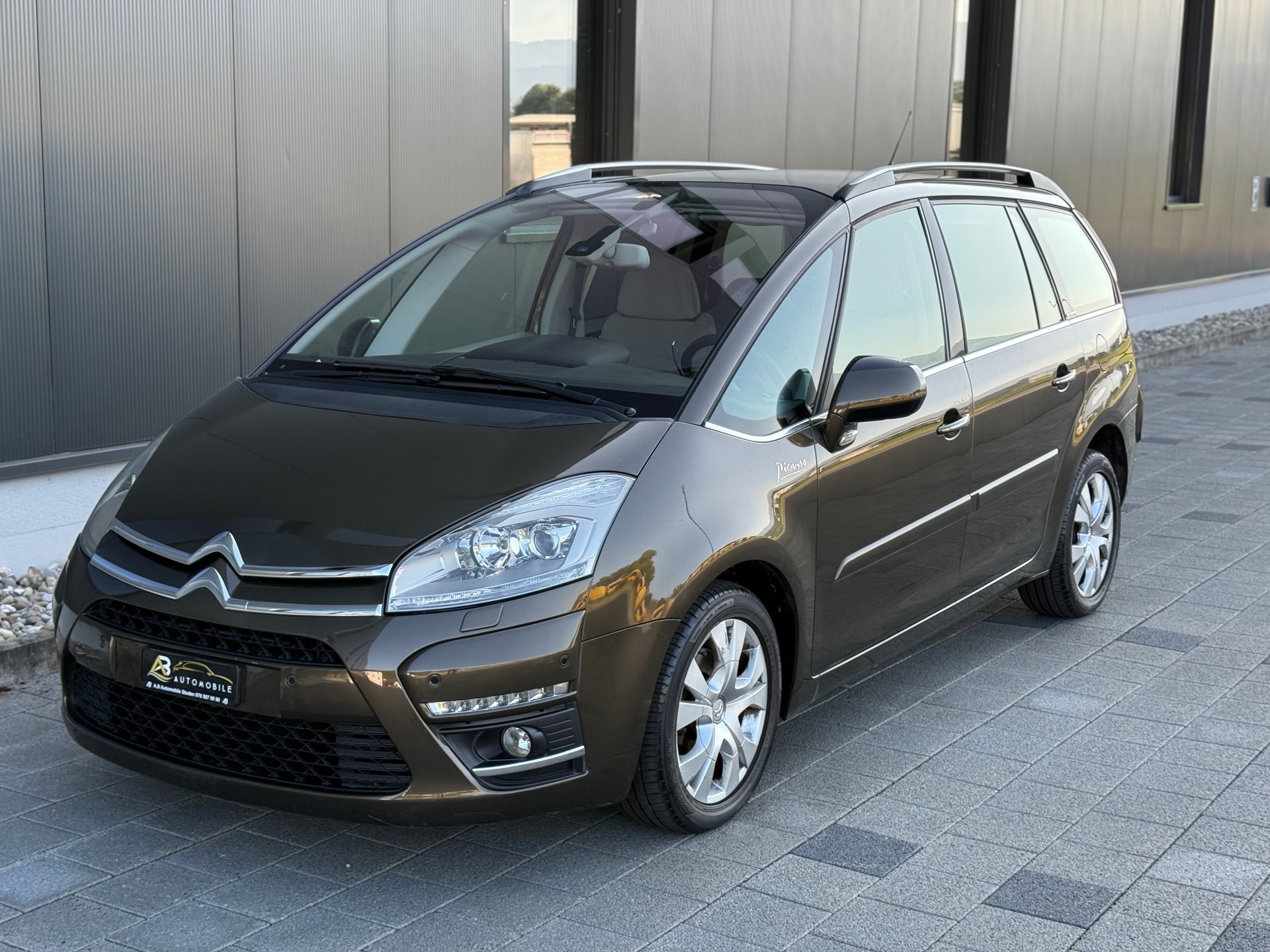 CITROEN Grand C4 Picasso 2.0 HDI Exclusive Automatic-image-6