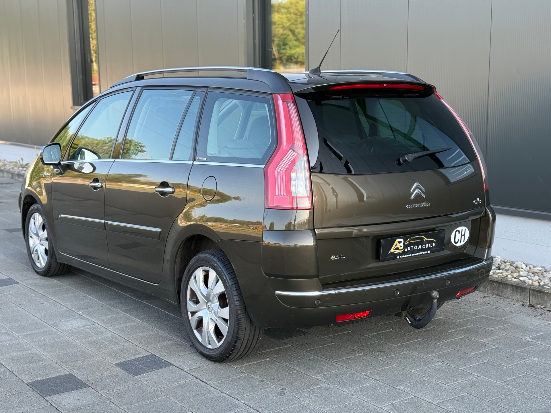 CITROEN Grand C4 Picasso 2.0 HDI Exclusive Automatic-image-8