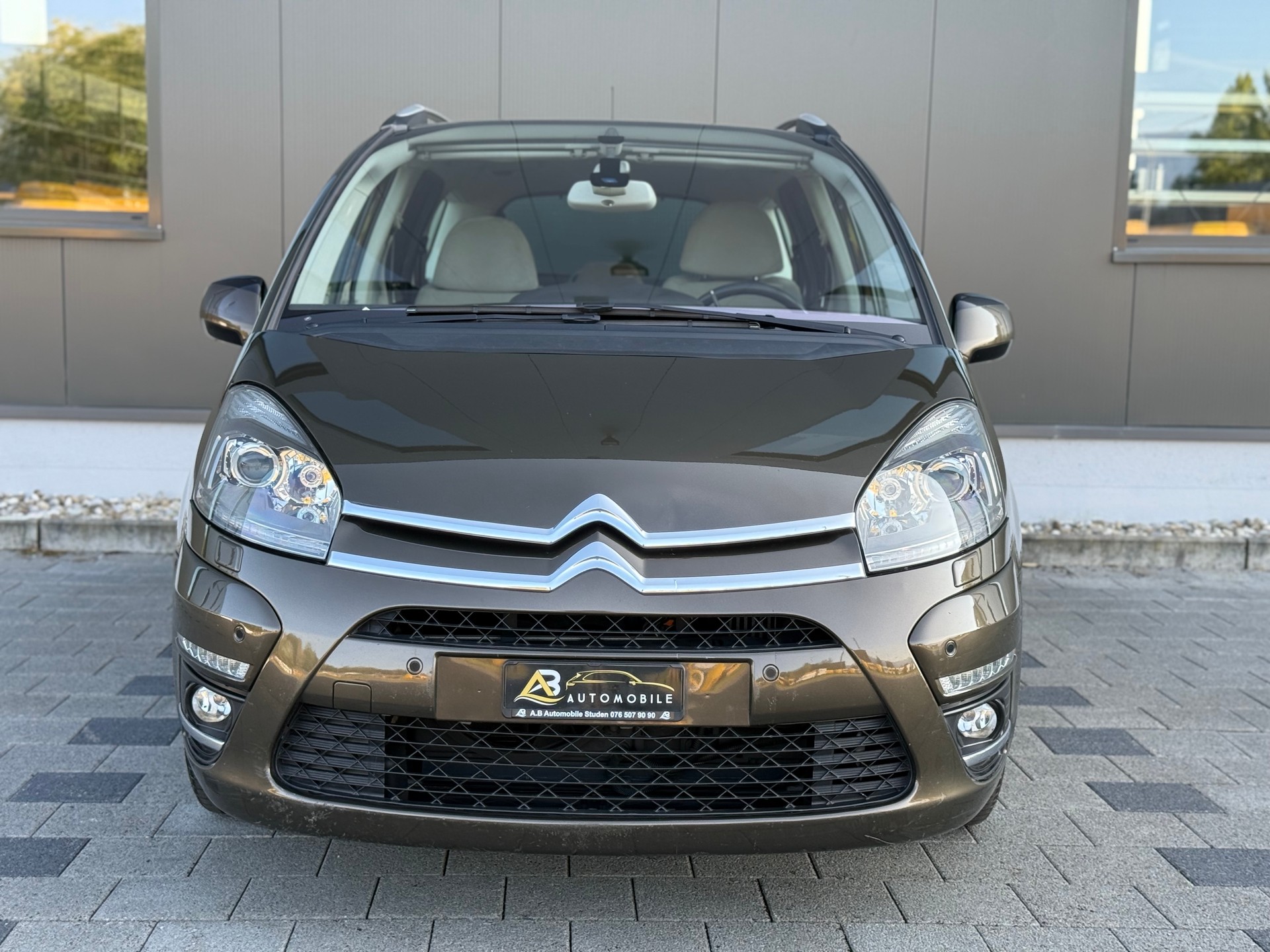 CITROEN Grand C4 Picasso 2.0 HDI Exclusive Automatic-image-9
