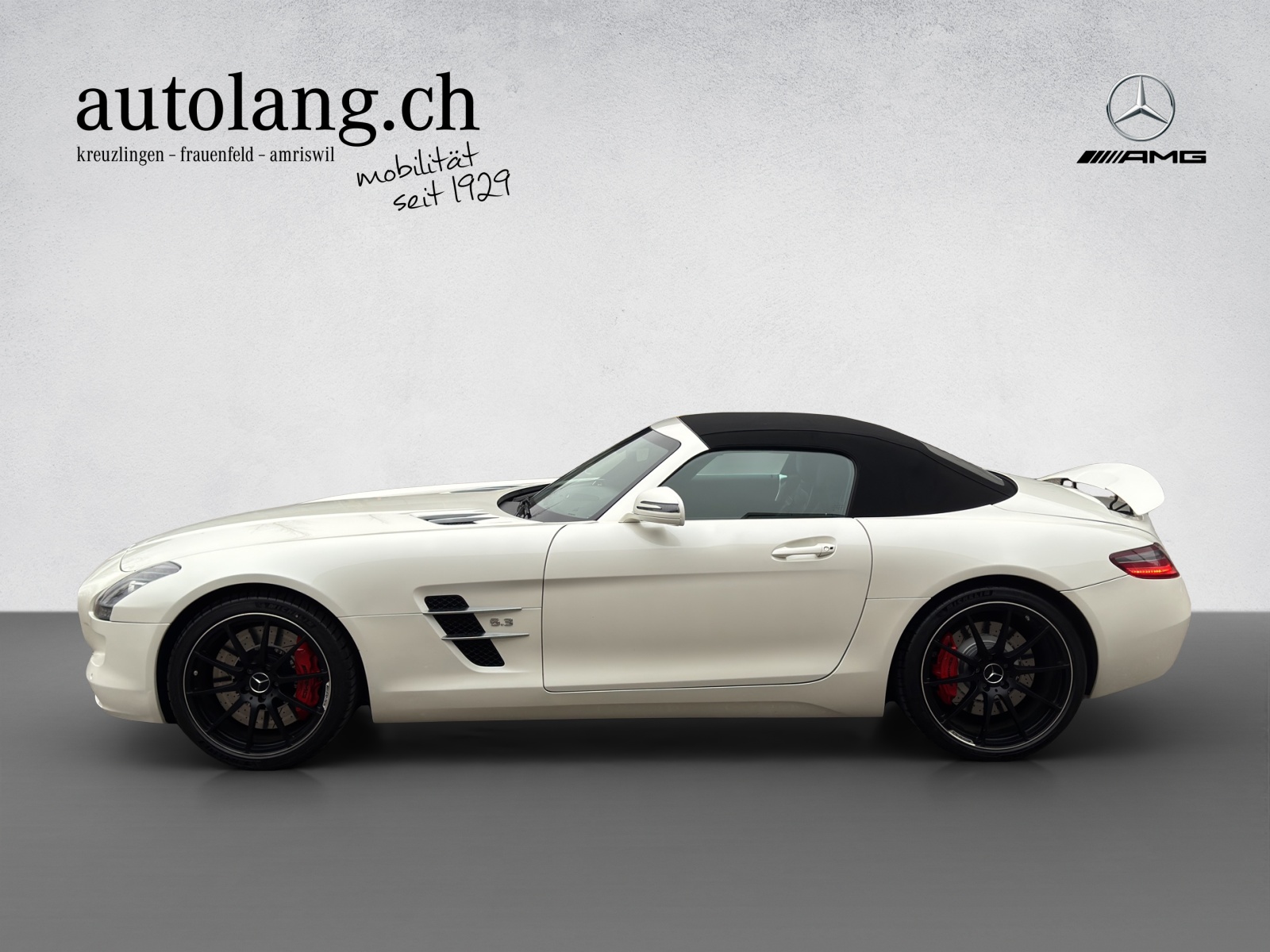 MERCEDES-BENZ SLS AMG Roadster-showroom-element-1