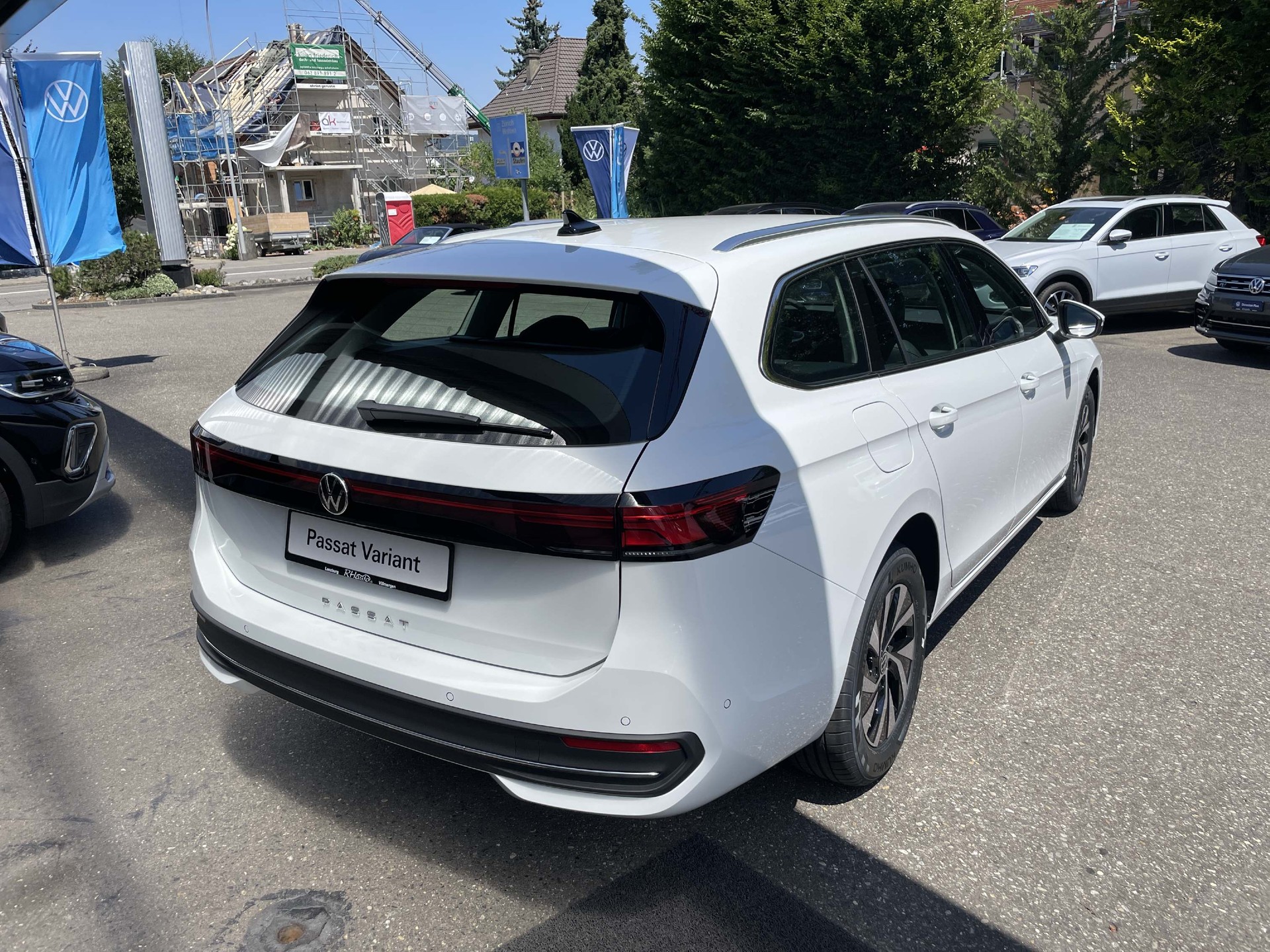 VW Passat Variant 2.0 TDI Business DSG-showroom-element-3