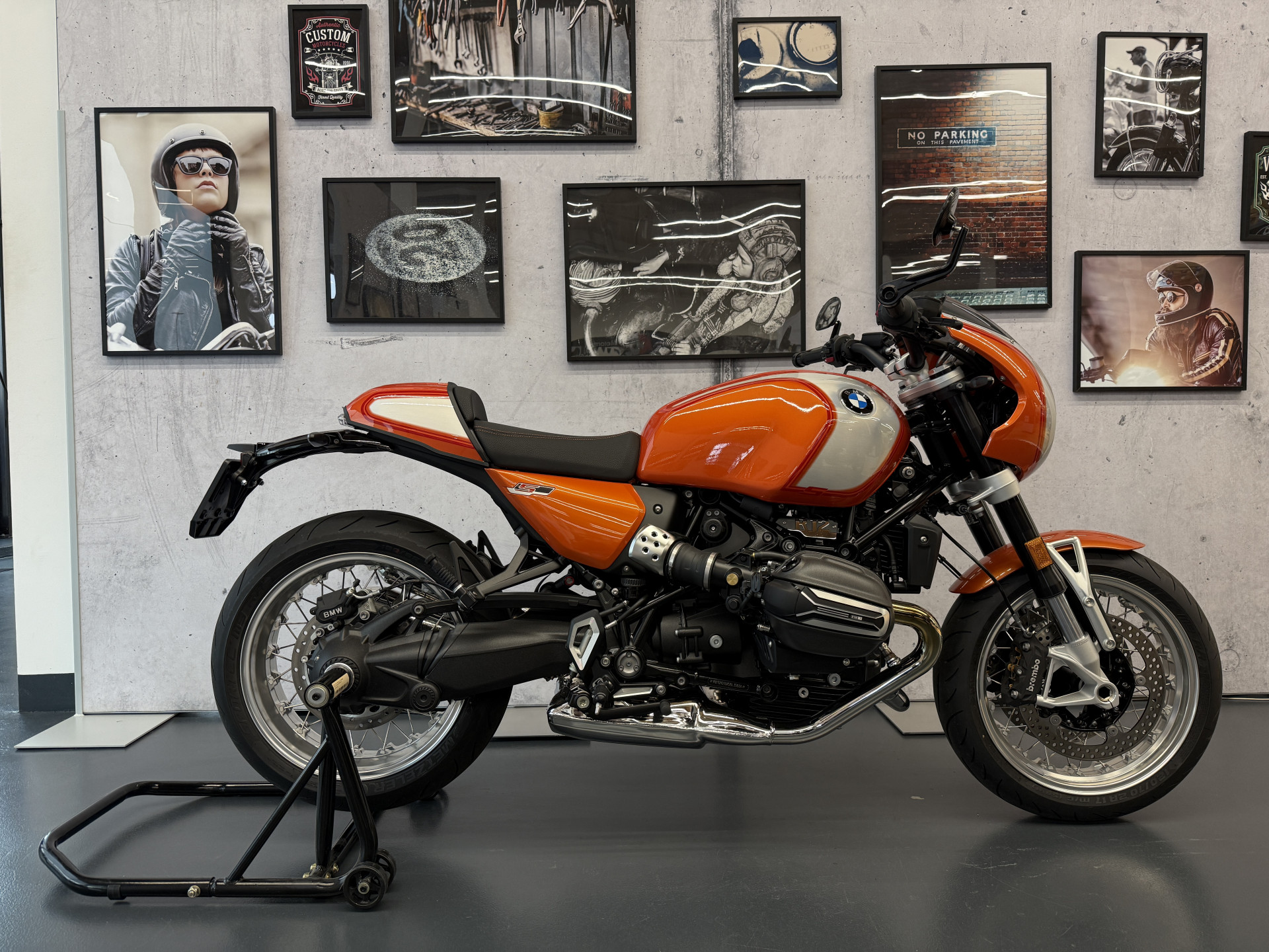 BMW R 12 nineT-image-0