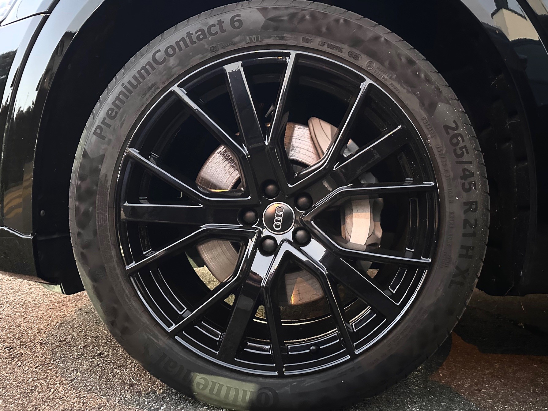 AUDI e-tron 55 Advanced quattro-image-14