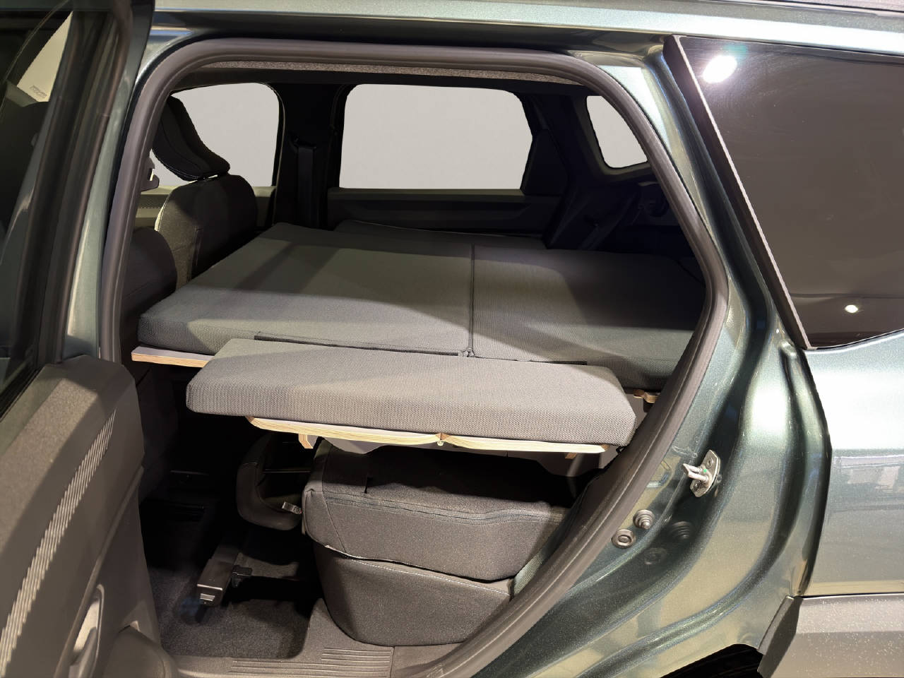 DACIA Bigster 1.8 Hybrid Journey-image-13