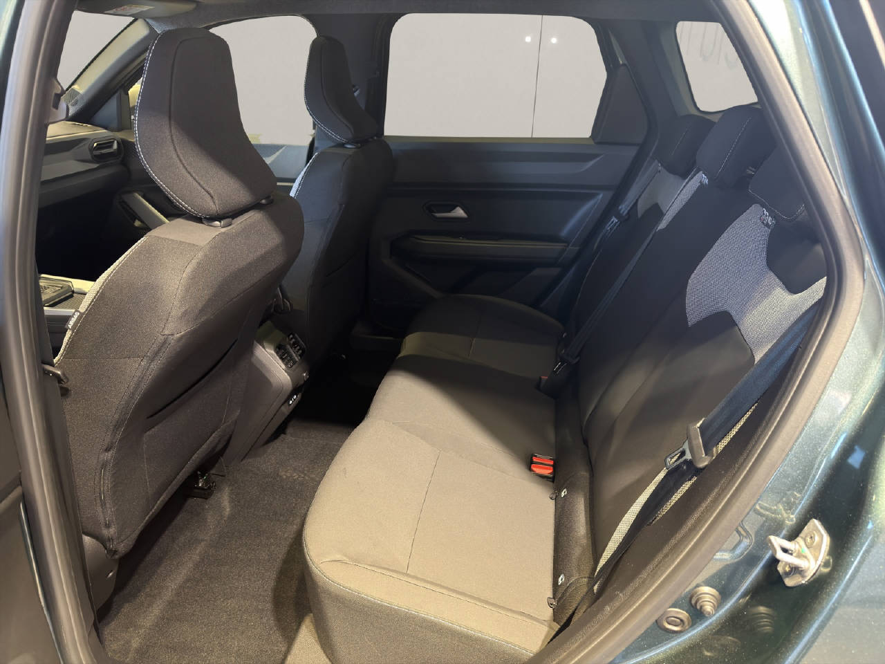 DACIA Bigster 1.8 Hybrid Journey-image-4