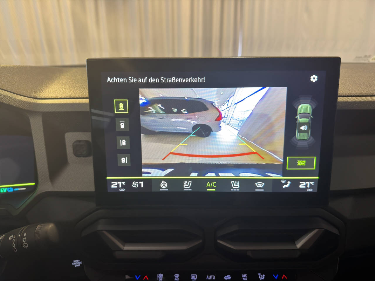DACIA Bigster 1.8 Hybrid Journey-image-10